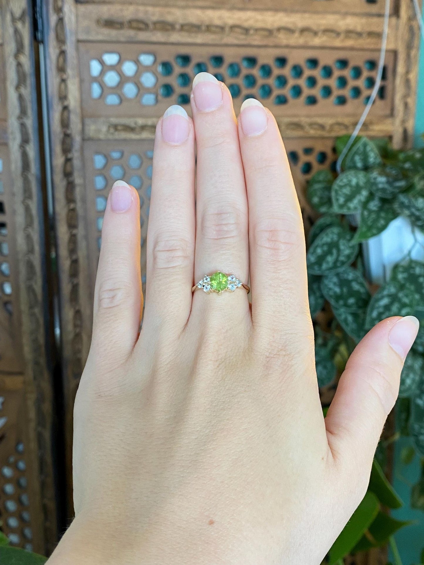 Solid 14k Yellow Gold Peridot Clear Spinel Ring - Size 6.5