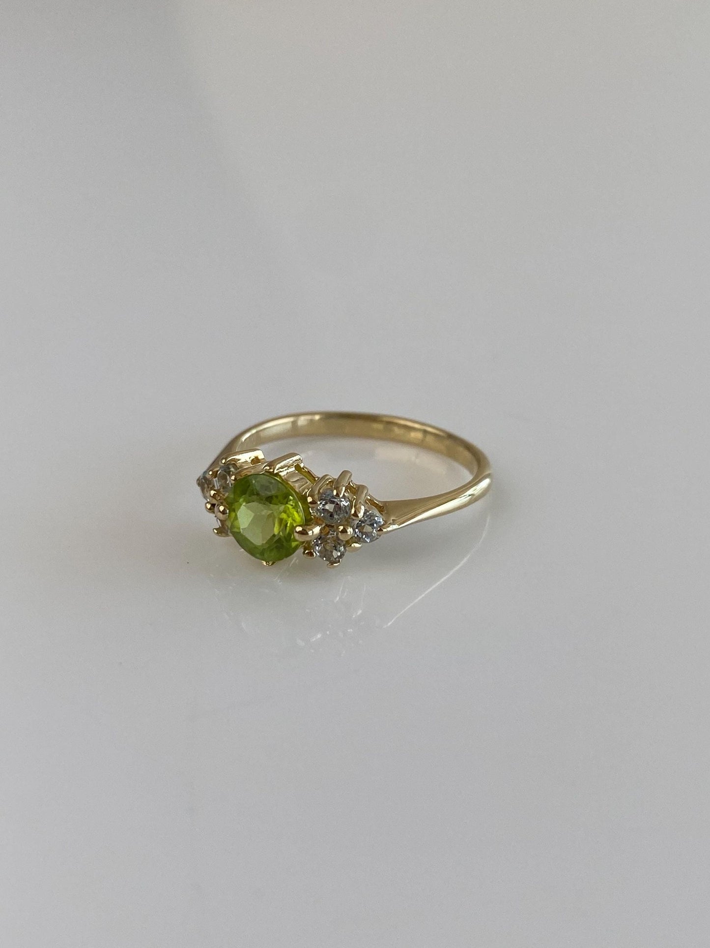 Solid 14k Yellow Gold Peridot Clear Spinel Ring - Size 6.5