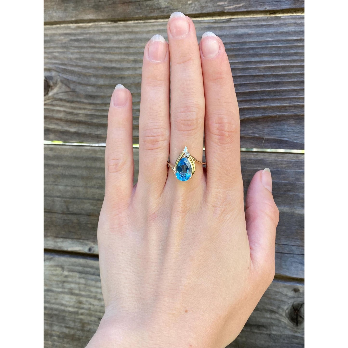 Vintage Solid 14k Yellow Gold Diamond Topaz Teardrop Ring - Size 8.25