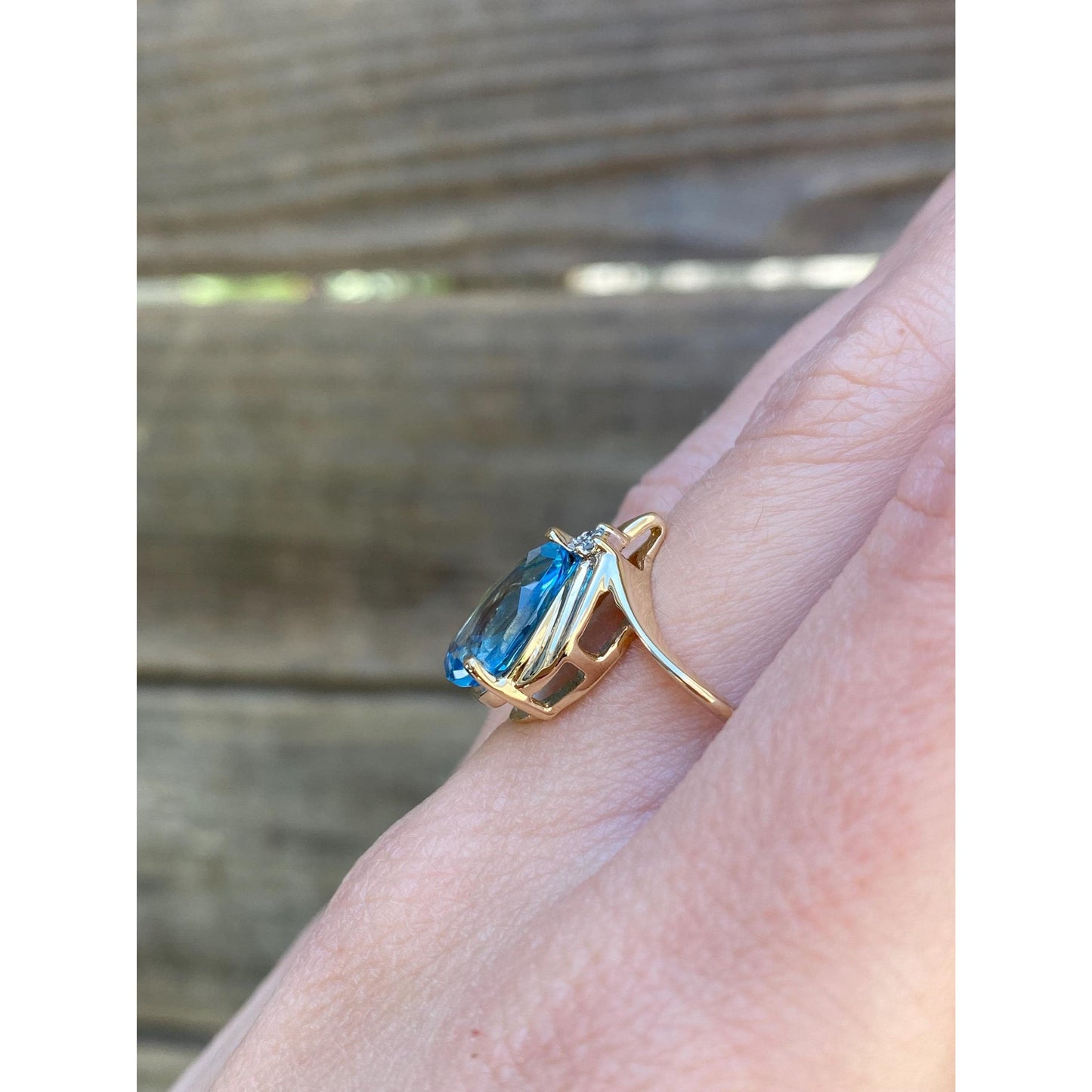 Vintage Solid 14k Yellow Gold Diamond Topaz Teardrop Ring - Size 8.25