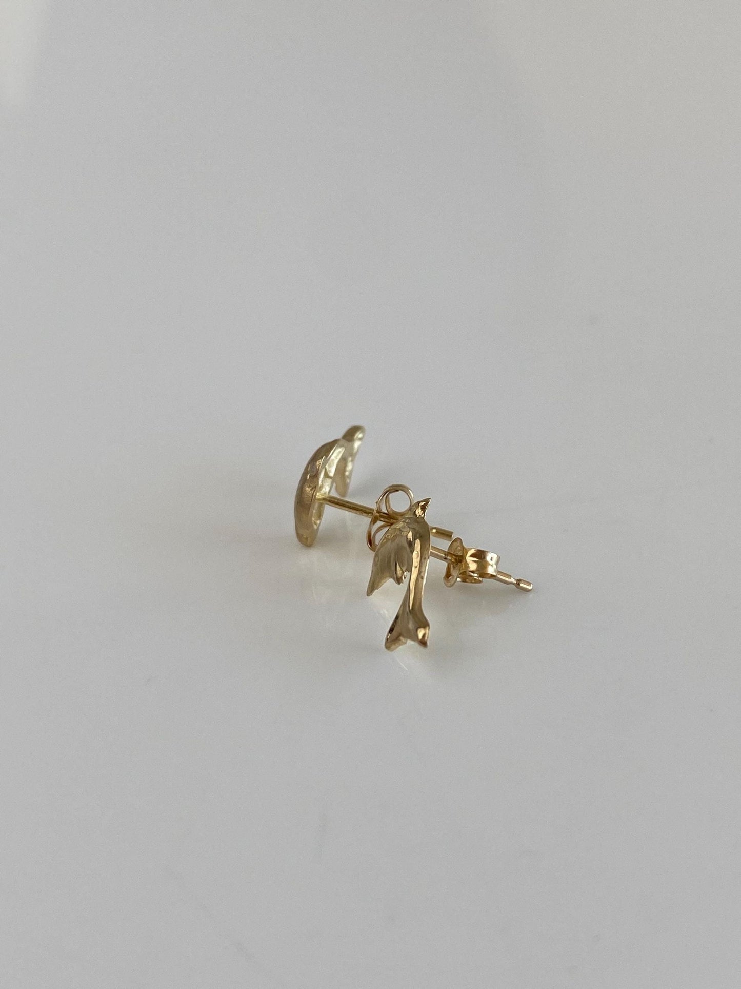 Solid 14k Yellow Gold Diamond Cut Dolphin Stud Earrings