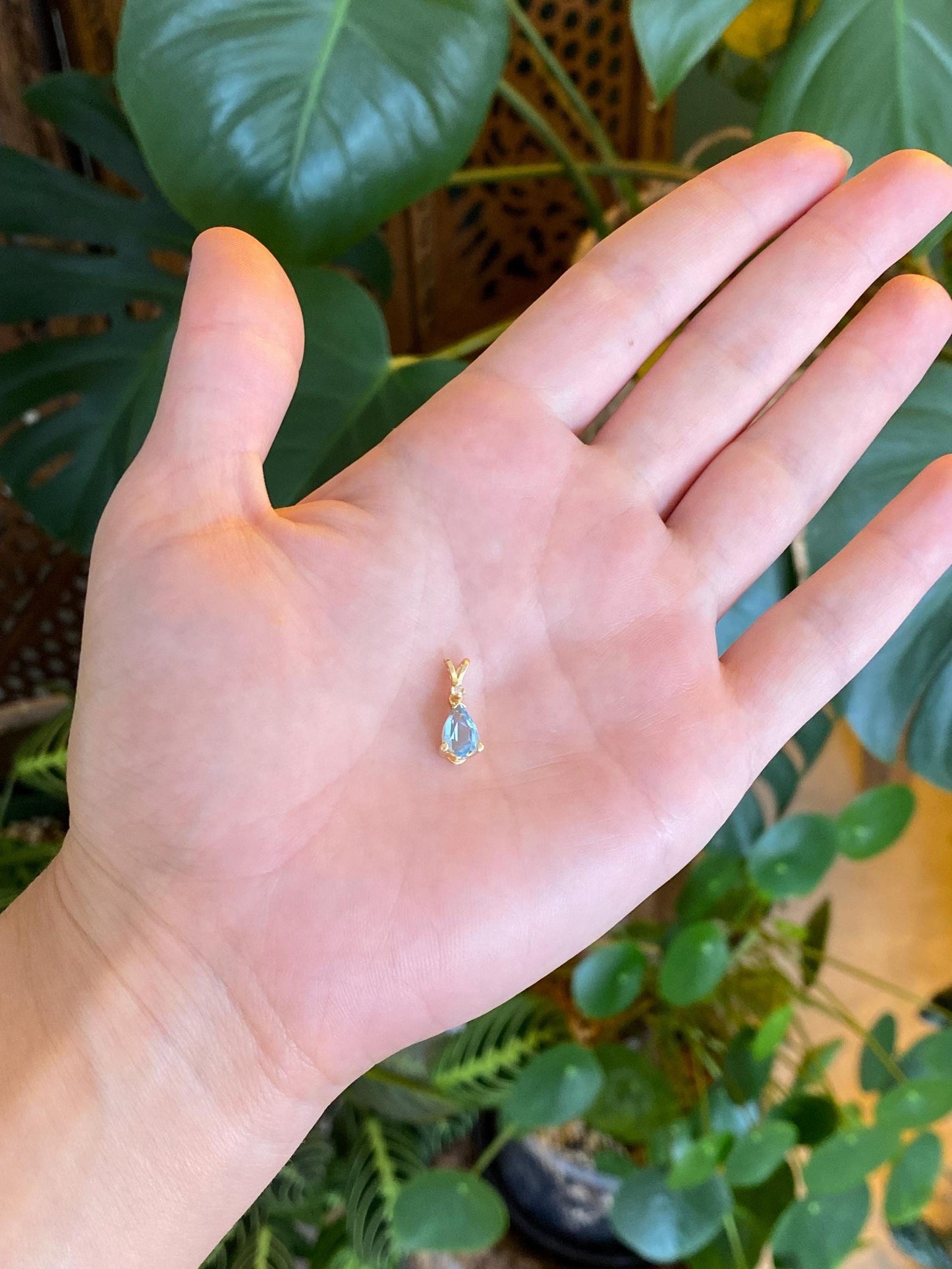 Vintage Solid 14k Yellow Gold Diamond Topaz Charm