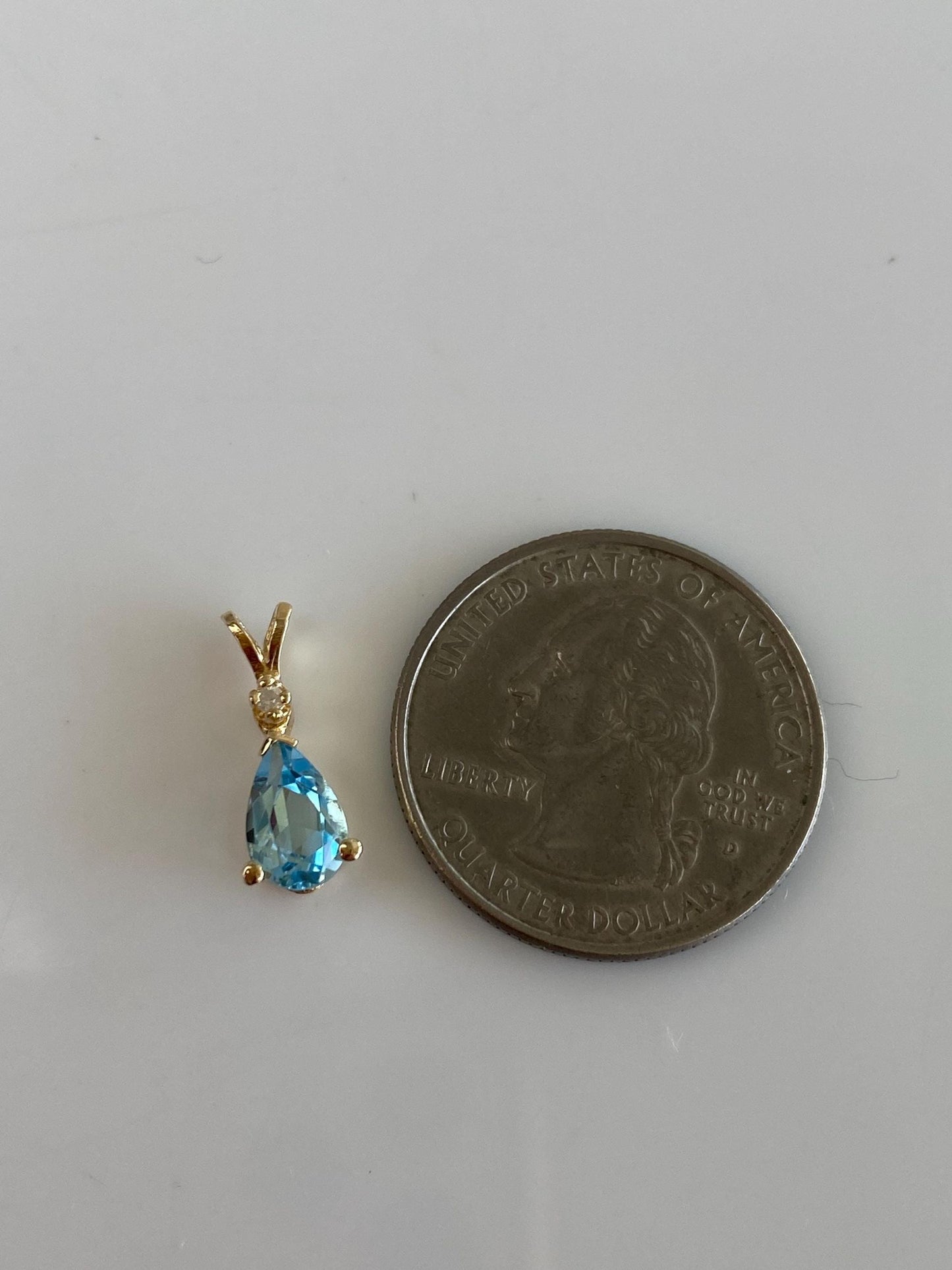 Vintage Solid 14k Yellow Gold Diamond Topaz Charm
