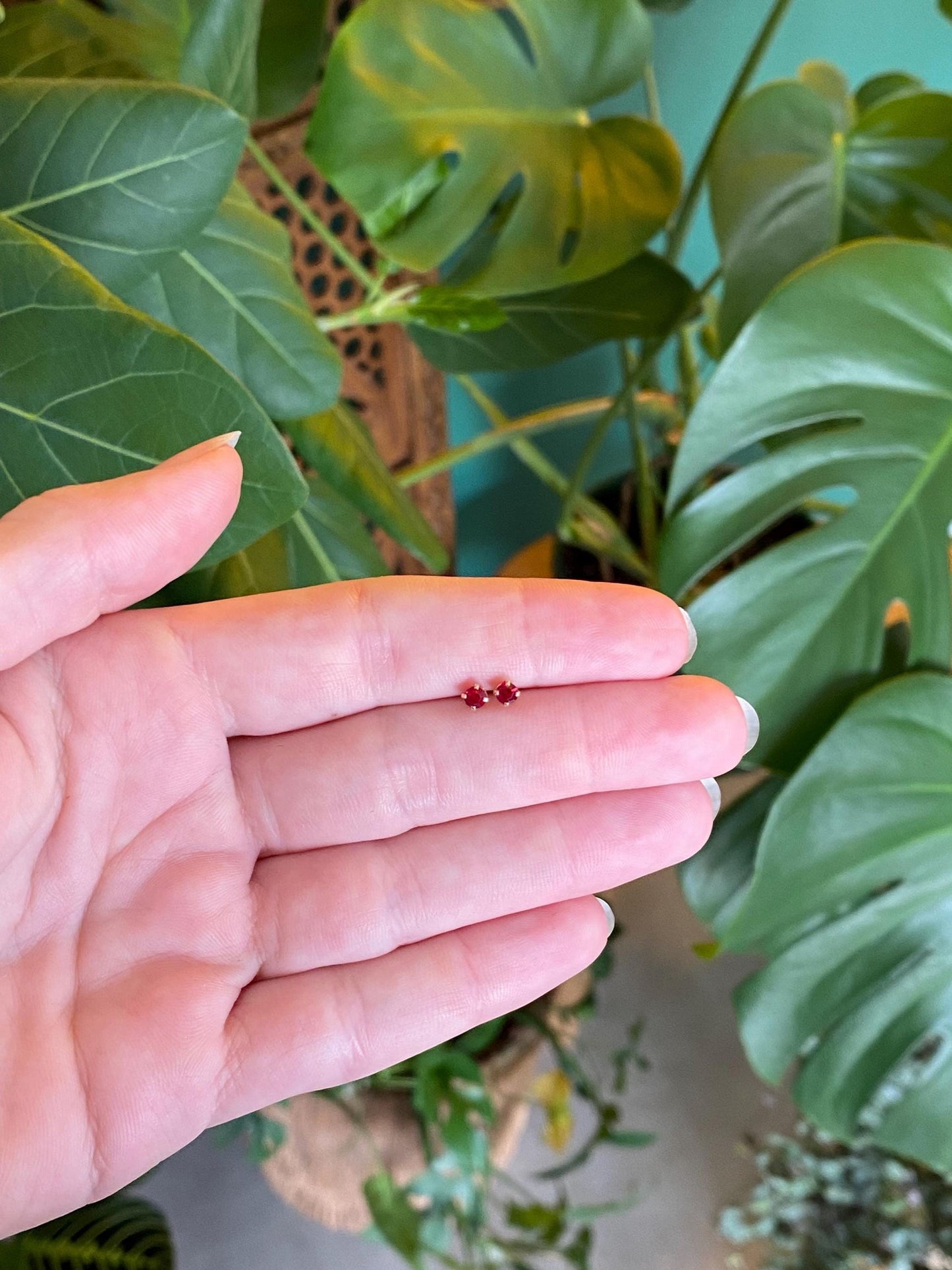Vintage Solid 14k Yellow Gold Red Cubic Zirconia Stud Earrings