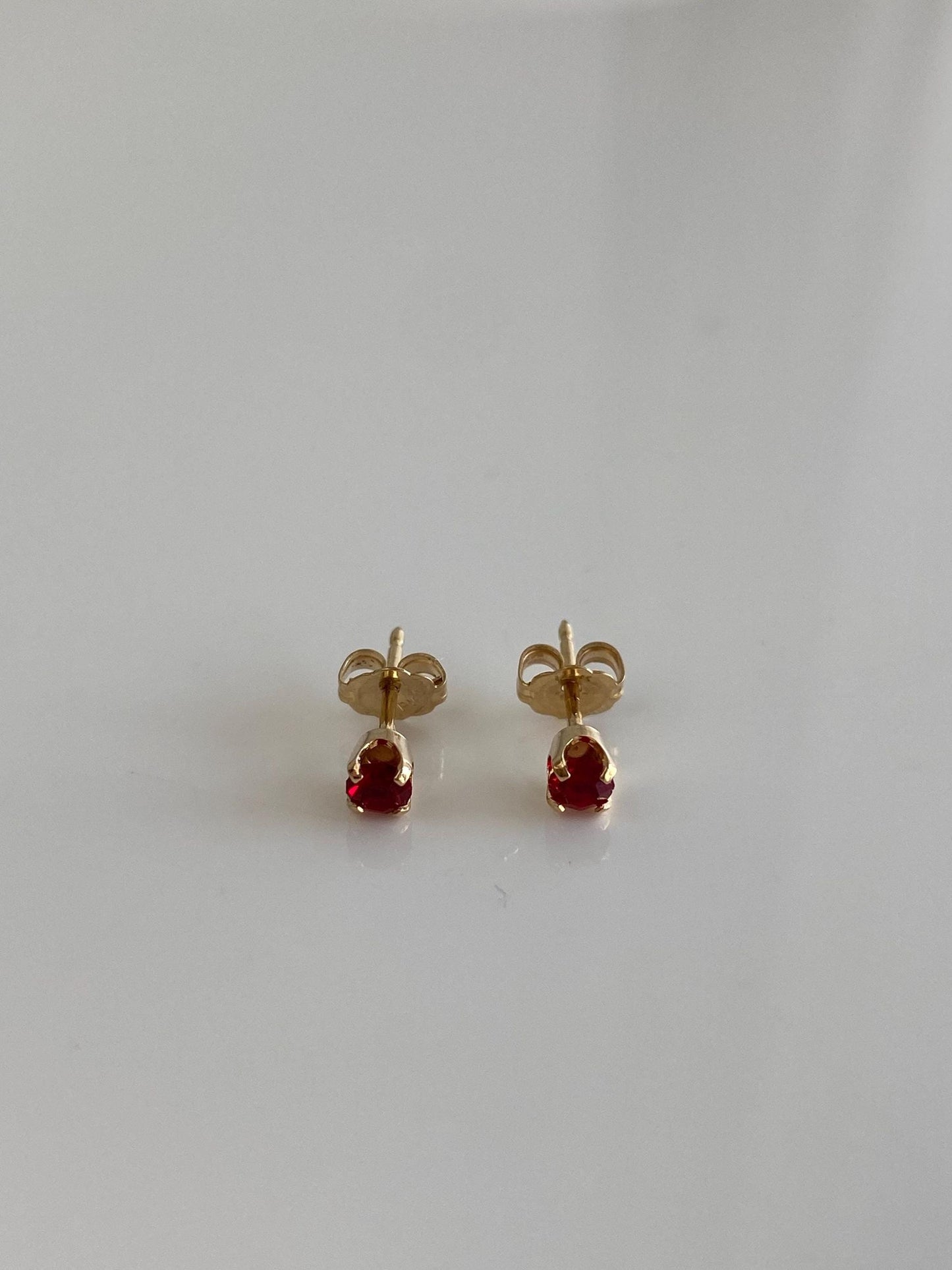 Vintage Solid 14k Yellow Gold Red Cubic Zirconia Stud Earrings