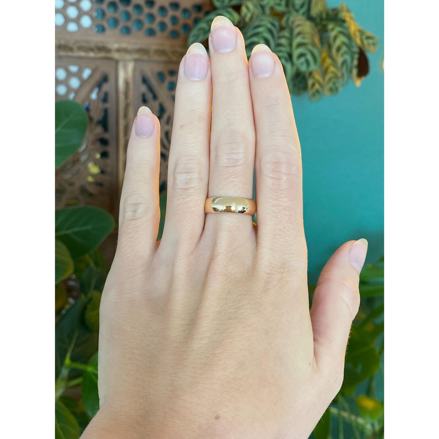 Vintage Solid 14k Yellow Gold Ring Band - Size 7