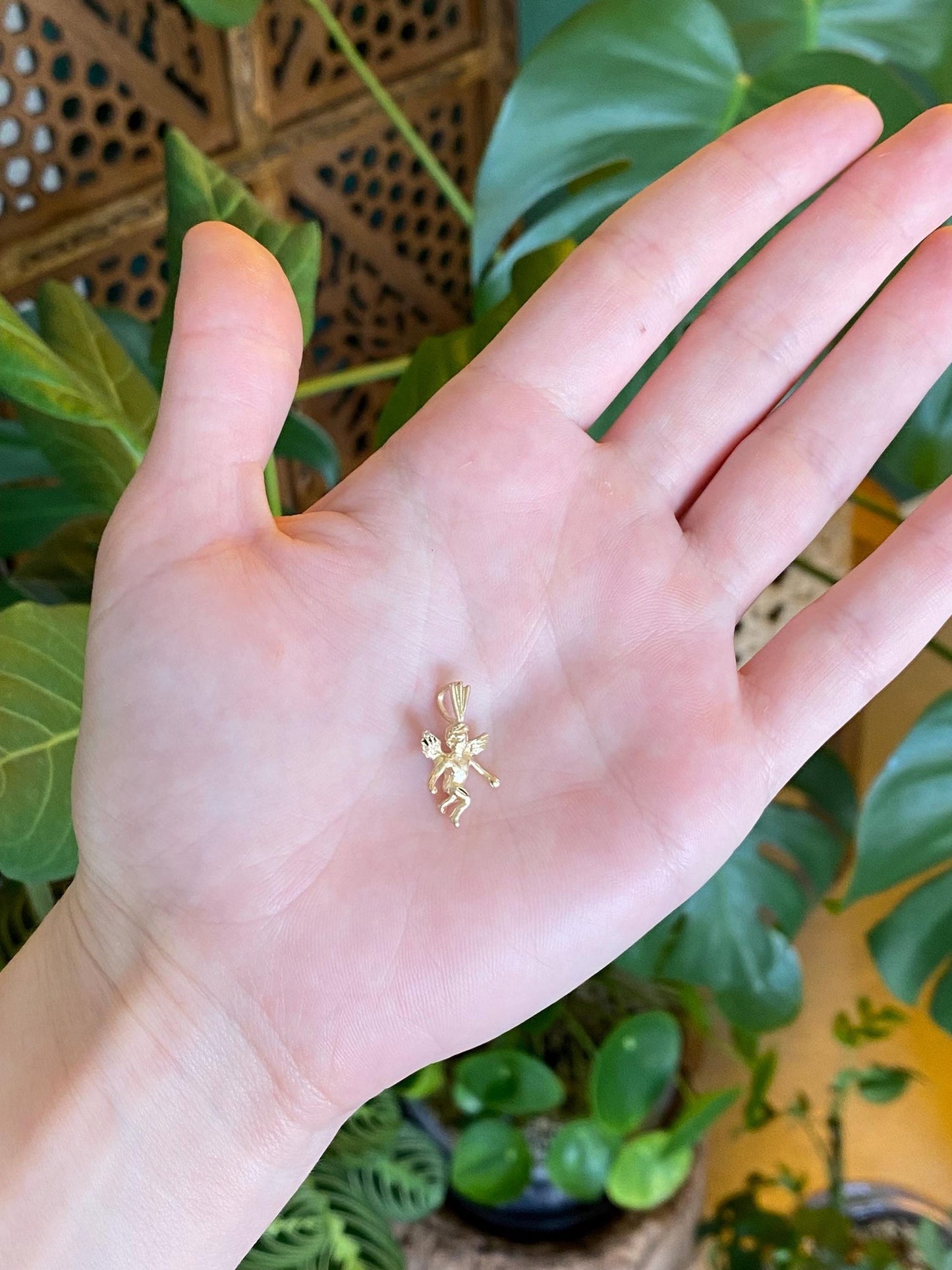 Vintage Solid 14k Yellow Gold Diamond Cut Cupid Angel Charm