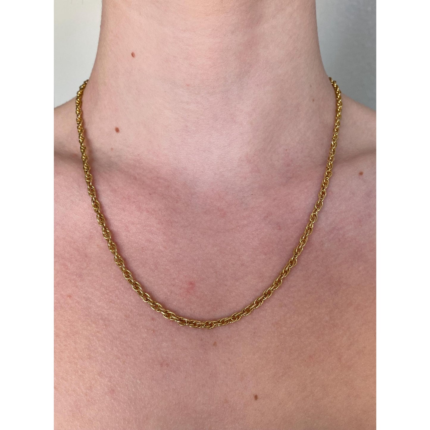 Solid 18k Yellow Gold Chain Necklace - 18.5 inches