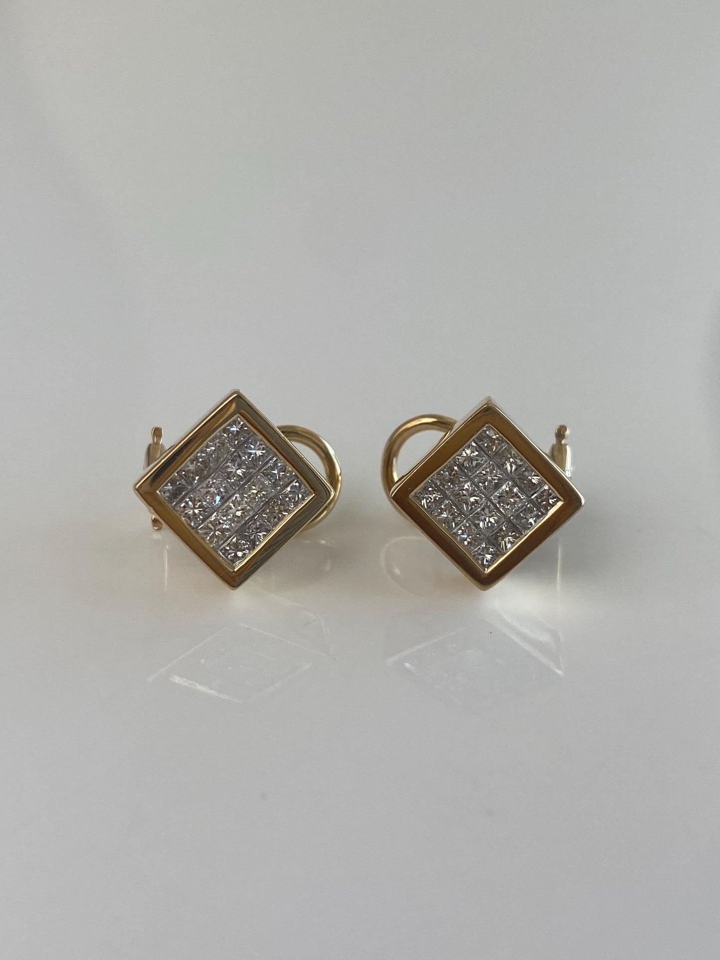 Vintage Solid 18k Yellow Gold Diamond Square Stud Earrings