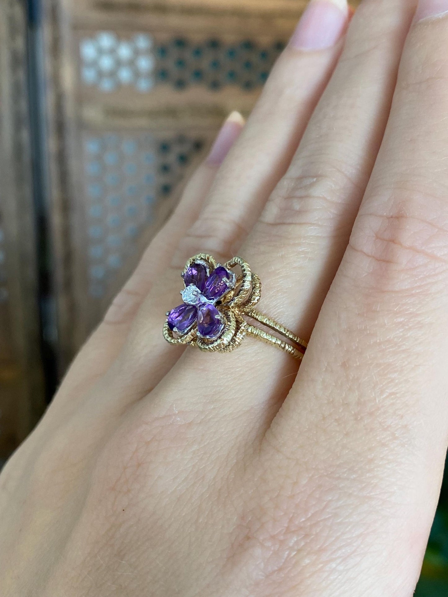 Vintage Solid 14k Yellow Gold Diamond Amethyst Flower Ring - Size 7