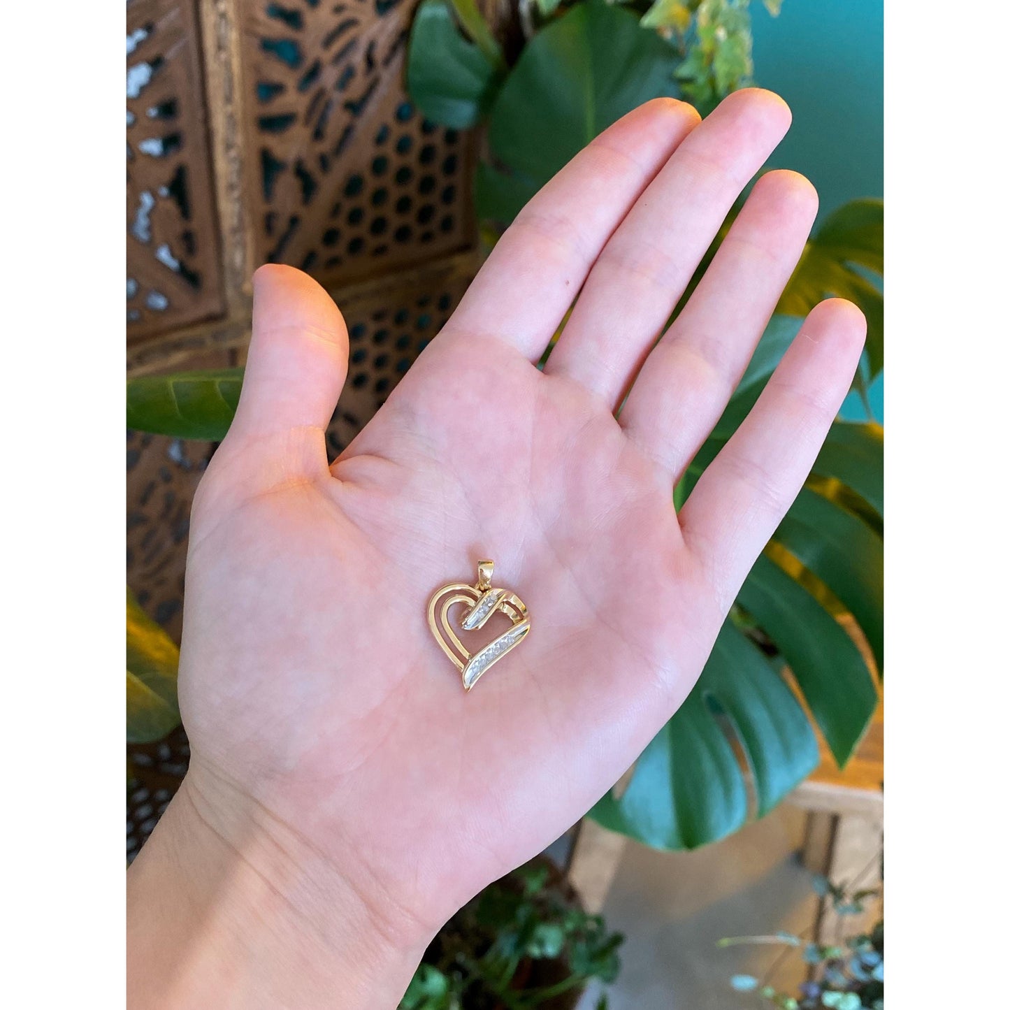 Vintage Solid 10k Yellow Gold Diamond Heart Charm