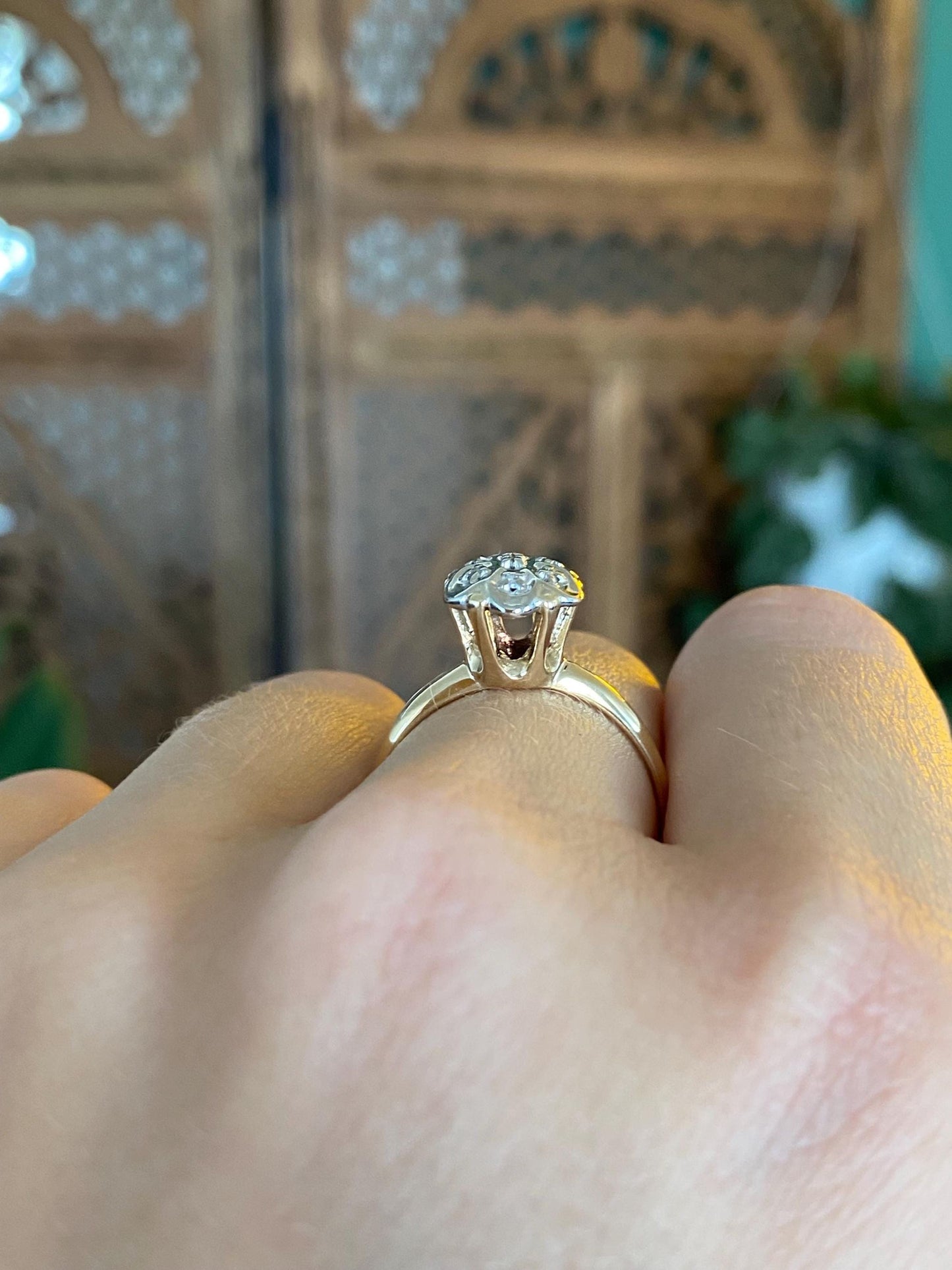 Vintage Solid 10k White & Yellow Gold Diamond Cluster Ring - Size 9