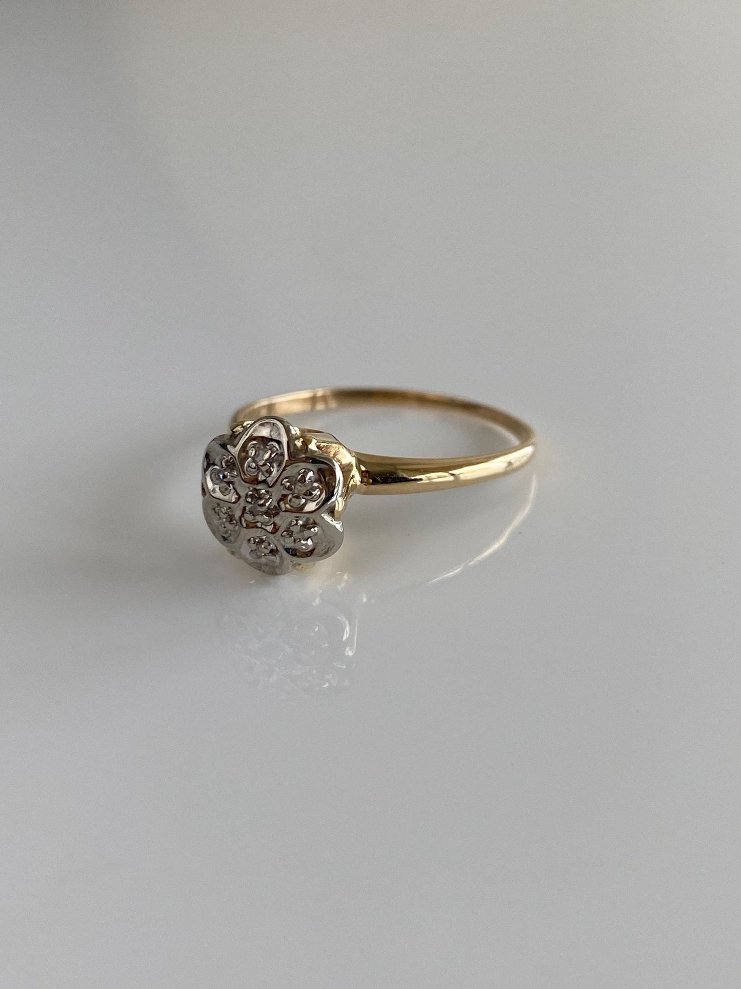 Vintage Solid 10k White & Yellow Gold Diamond Cluster Ring - Size 9
