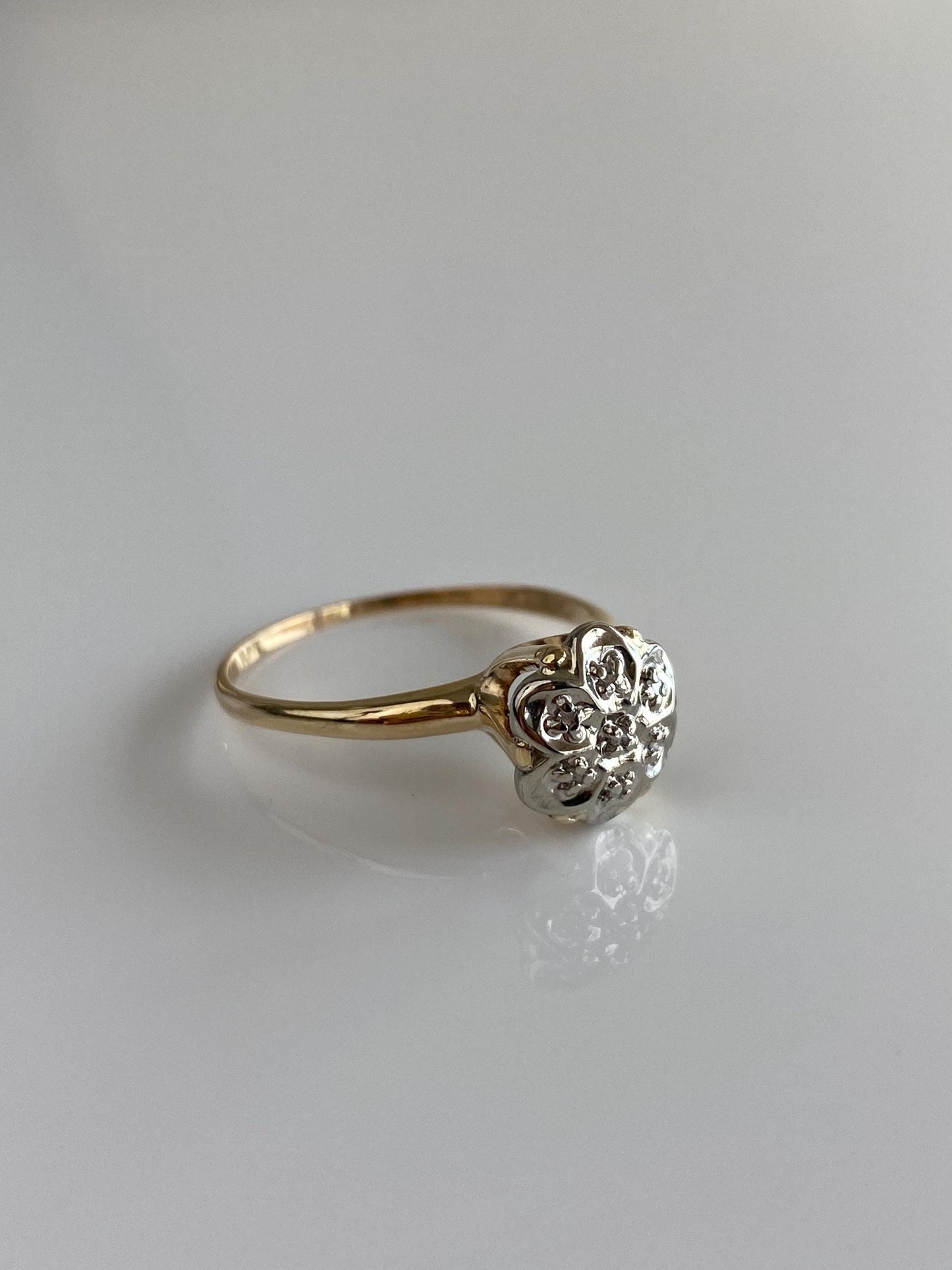 Vintage Solid 10k White & Yellow Gold Diamond Cluster Ring - Size 9