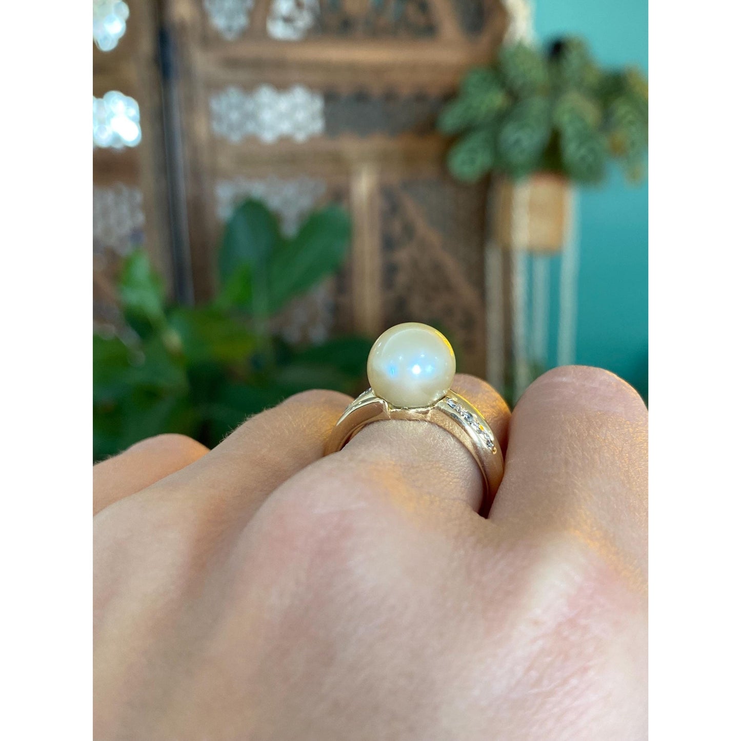 Vintage Solid 14k Yellow Gold Diamond Pearl Ring - Size 7.5