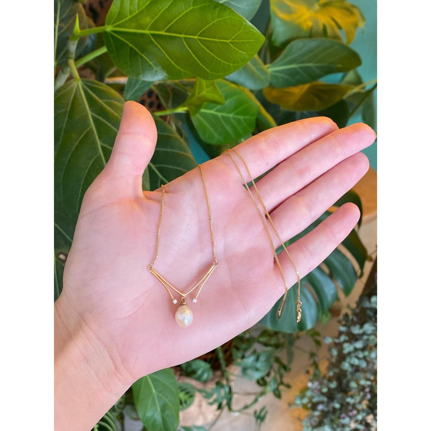 Vintage Solid 14k Yellow Gold Clear Sapphire Pearl Box Chain Necklace - 17.25 inches