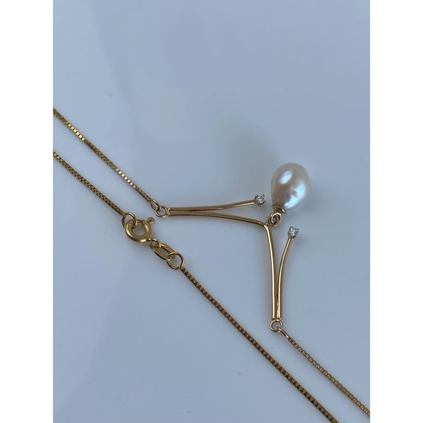 Vintage Solid 14k Yellow Gold Clear Sapphire Pearl Box Chain Necklace - 17.25 inches