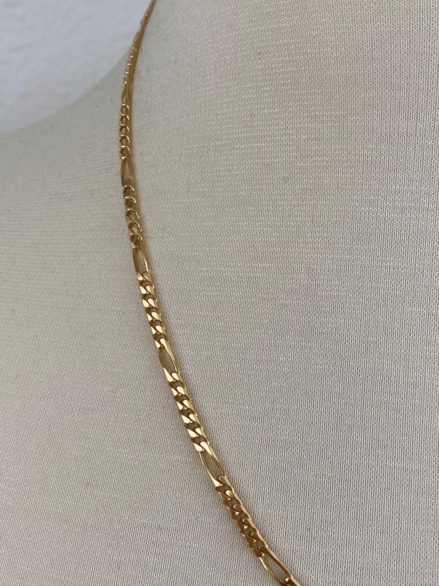 Vintage Solid 14k Yellow Gold Figaro Chain Necklace - 20 inches