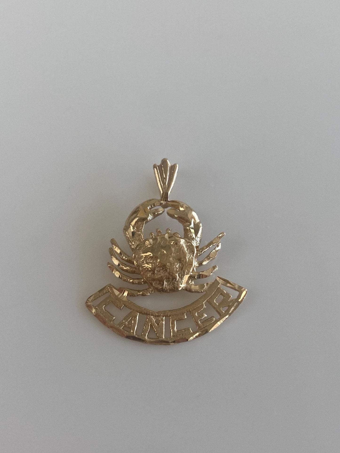 Vintage Solid 14k Yellow Gold Diamond Cut Cancer Zodiac Charm