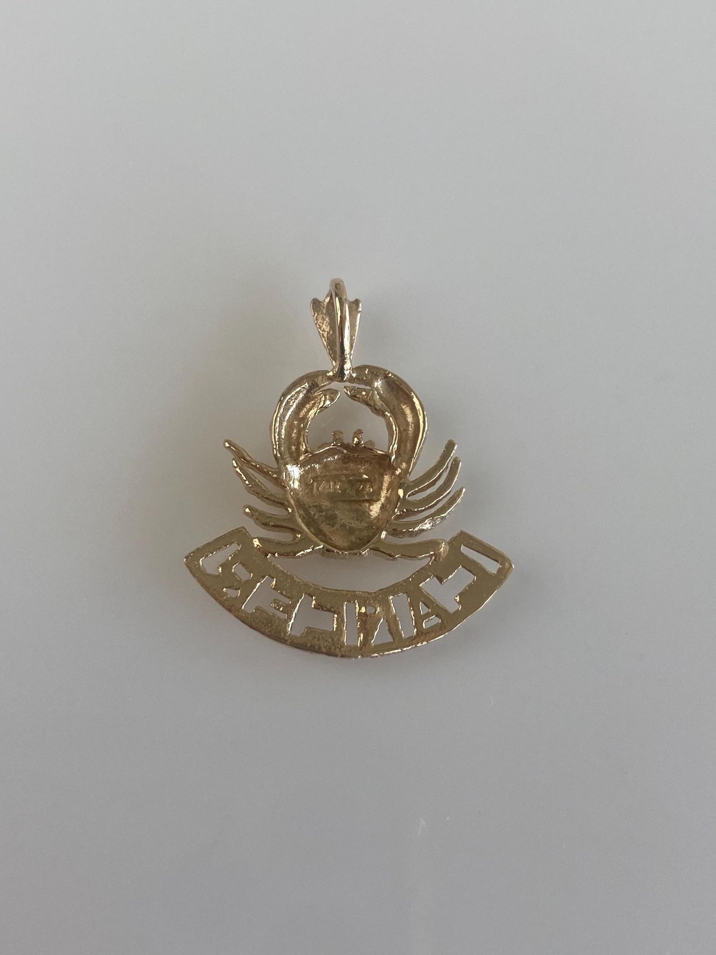 Vintage Solid 14k Yellow Gold Diamond Cut Cancer Zodiac Charm