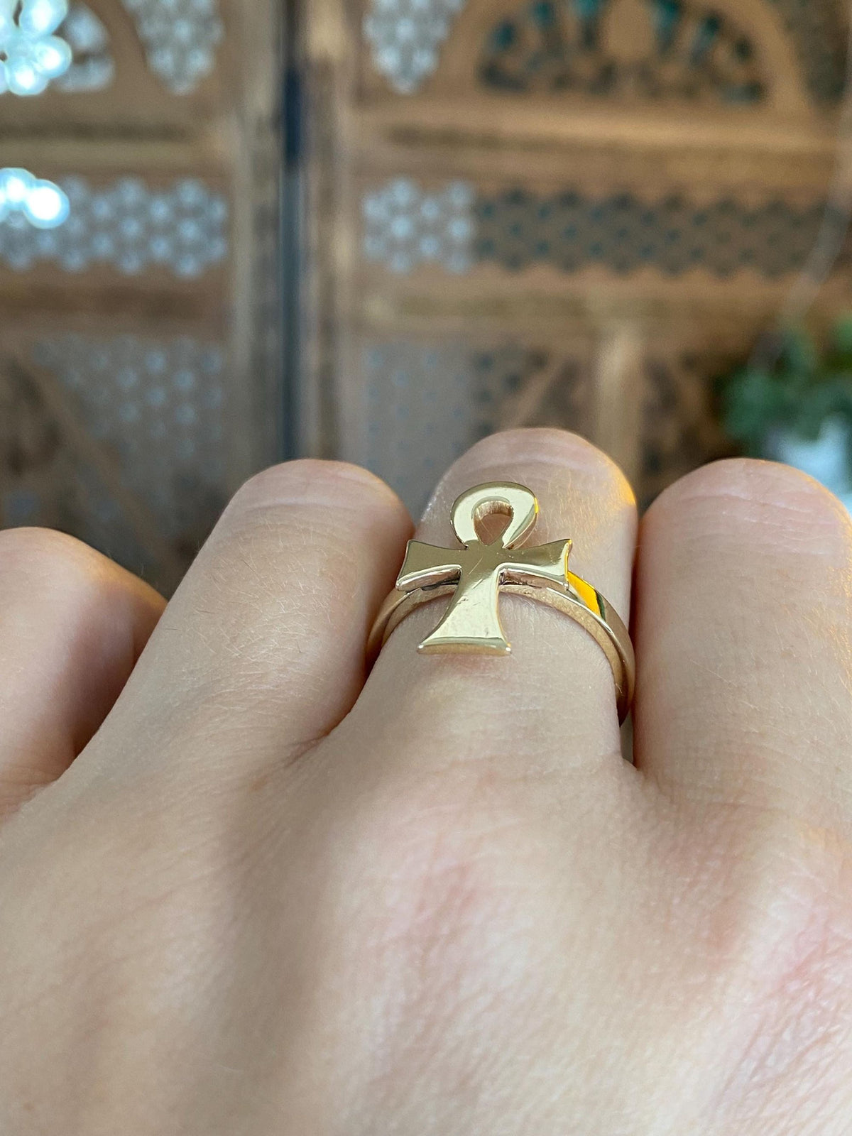 Vintage Solid 10k Yellow Gold Ankh Ring - Size 7