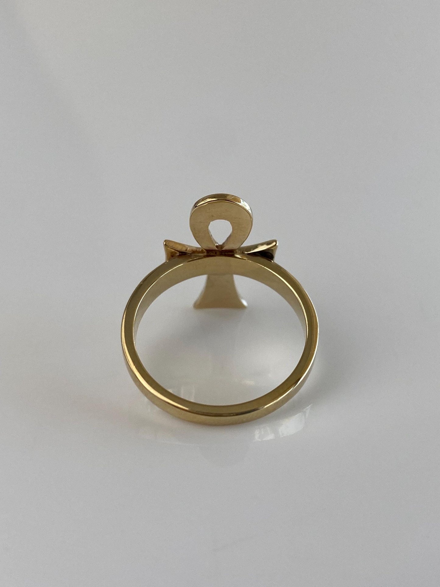 Vintage Solid 10k Yellow Gold Ankh Ring - Size 7