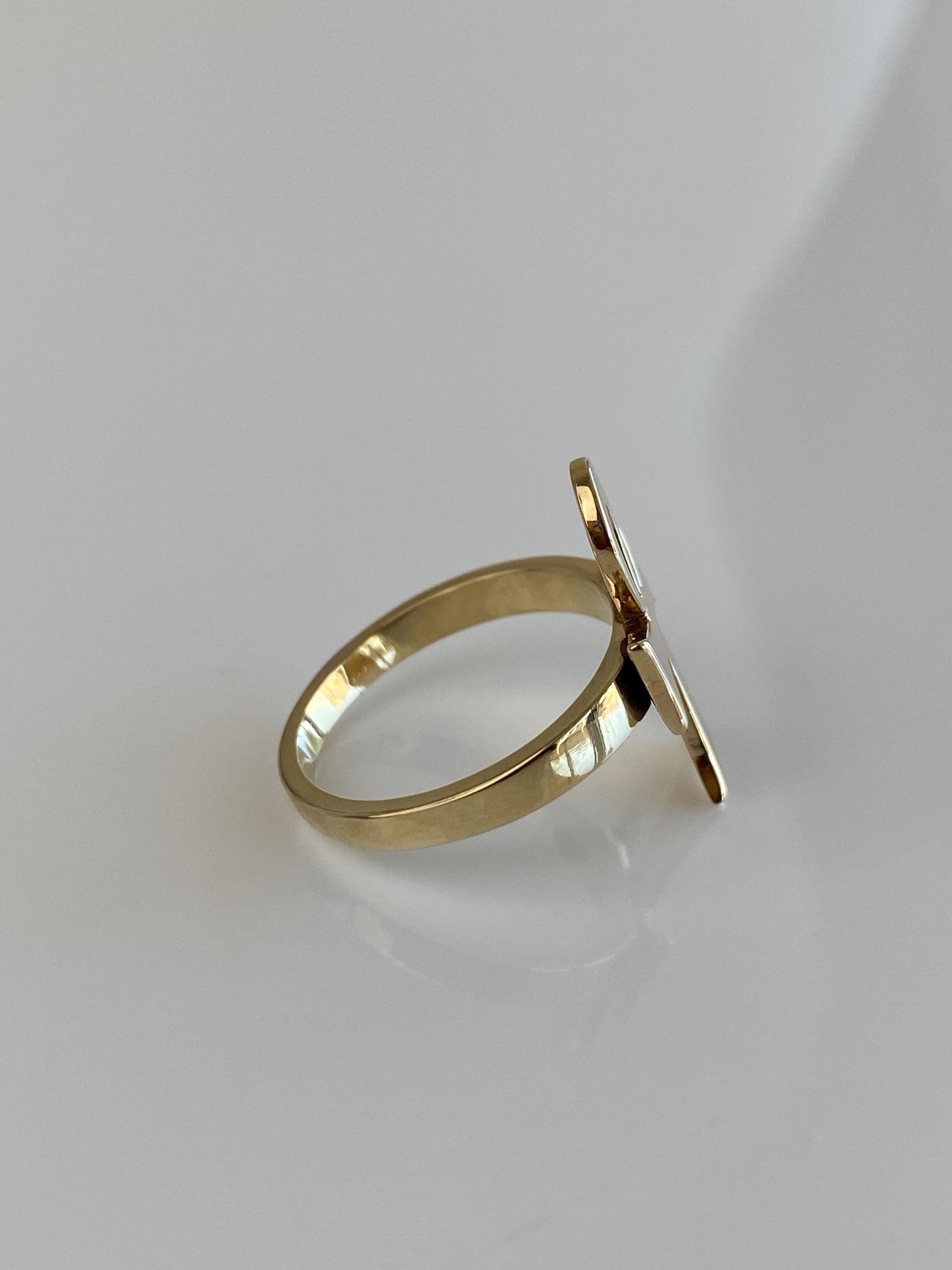 Vintage Solid 10k Yellow Gold Ankh Ring - Size 7