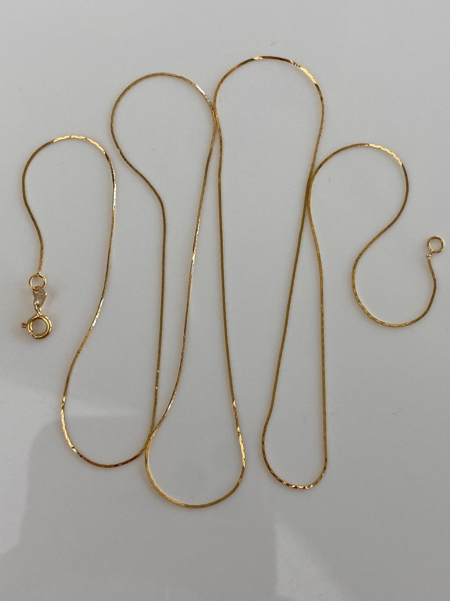 Vintage Solid 14k Yellow Gold Slim Triangle Link Chain Necklace - 23.75 inches