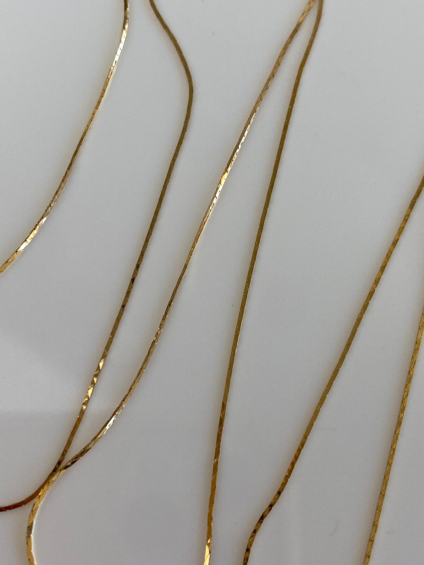 Vintage Solid 14k Yellow Gold Slim Triangle Link Chain Necklace - 23.75 inches