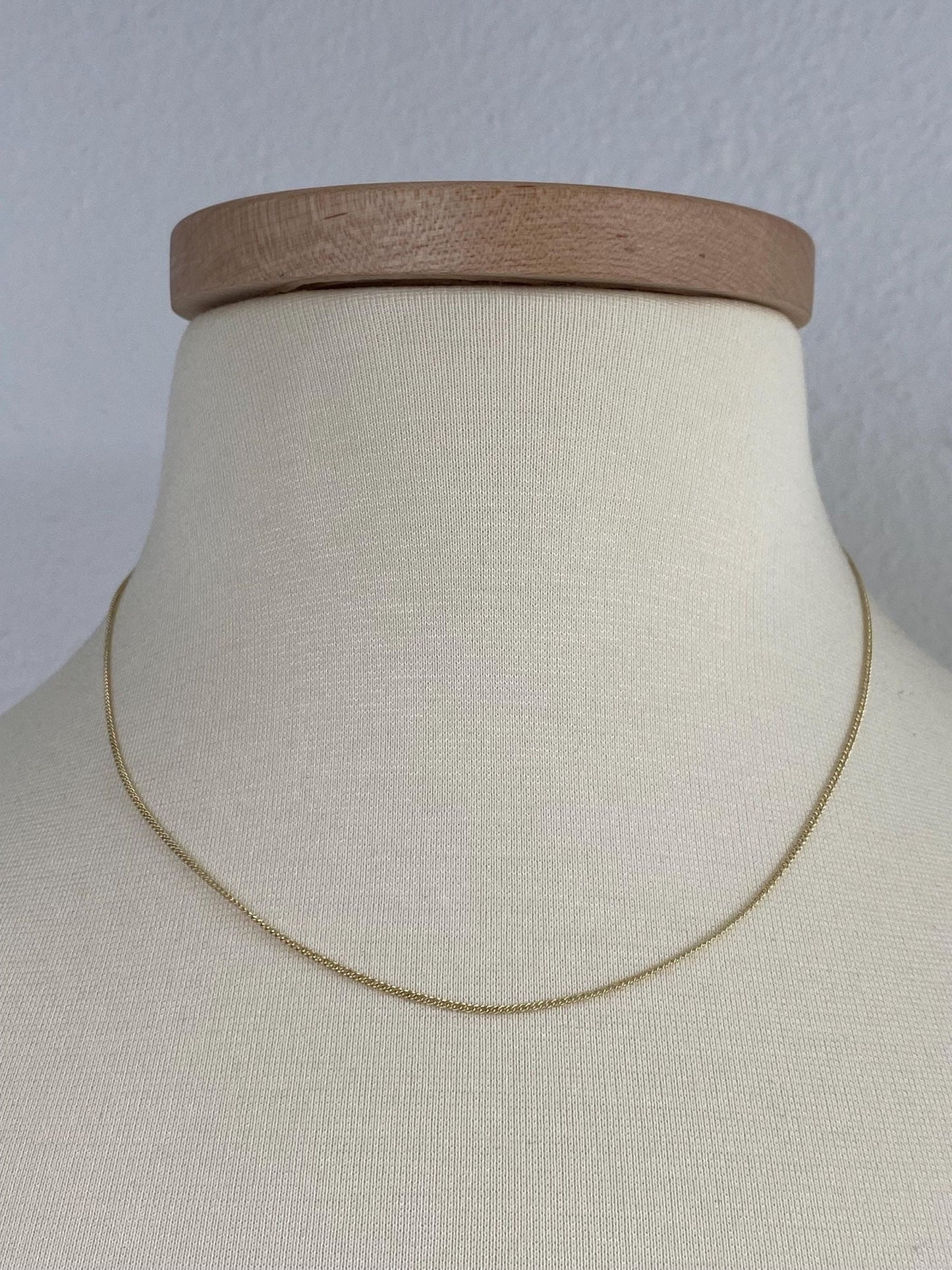 Vintage Solid 14k Yellow Gold Dainty Tight Curb Chain Necklace - 17.5 inches