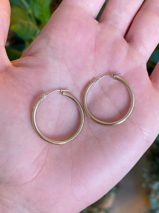 Vintage 14k White Gold Hoop Earrings
