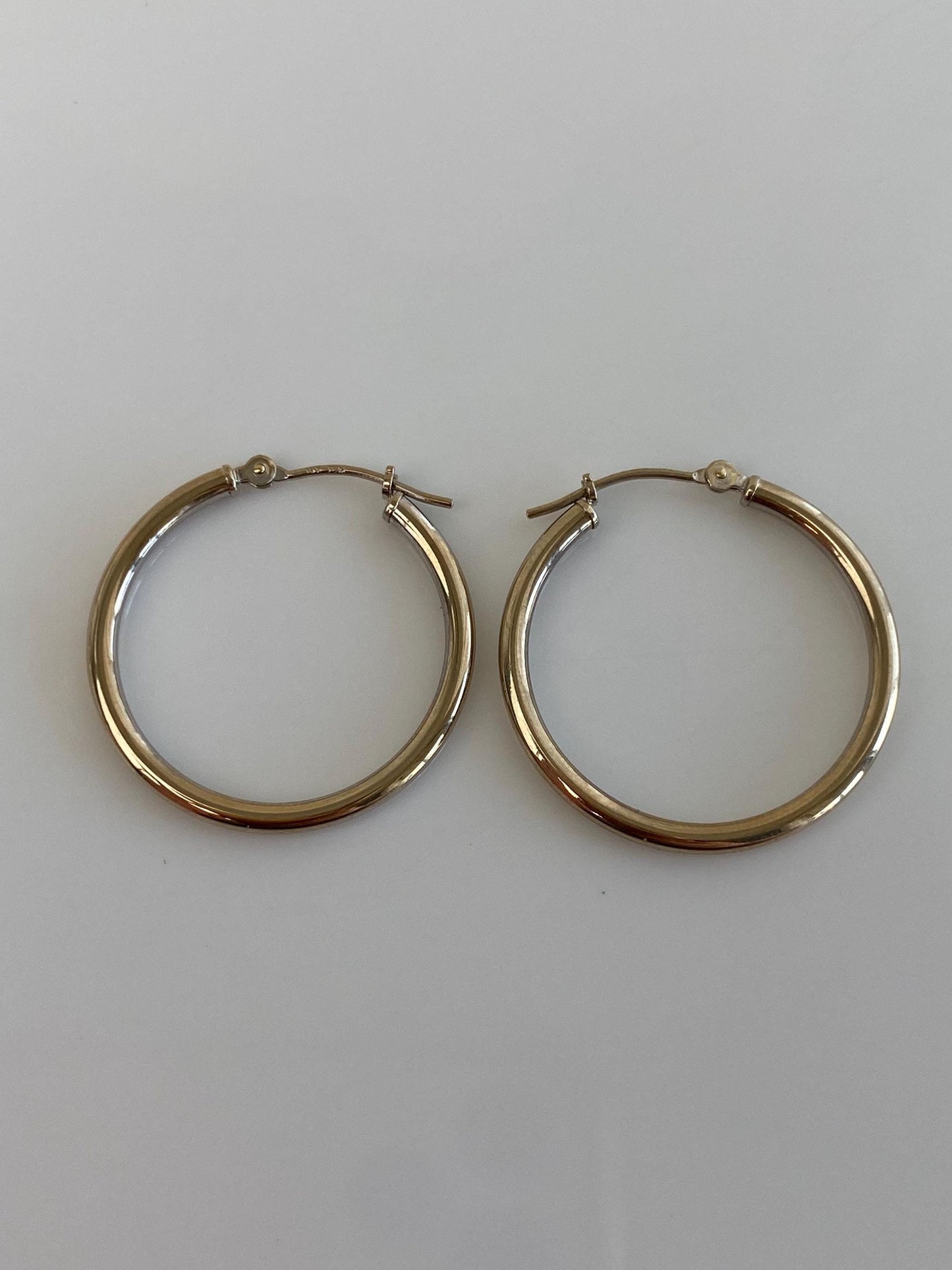 Vintage 14k White Gold Hoop Earrings