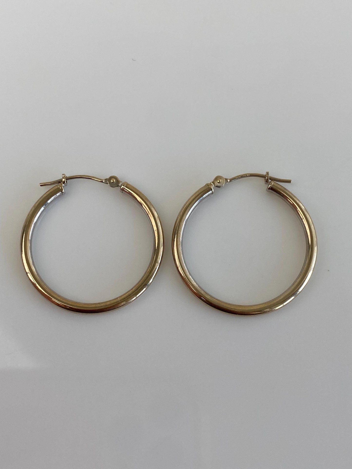 Vintage 14k White Gold Hoop Earrings