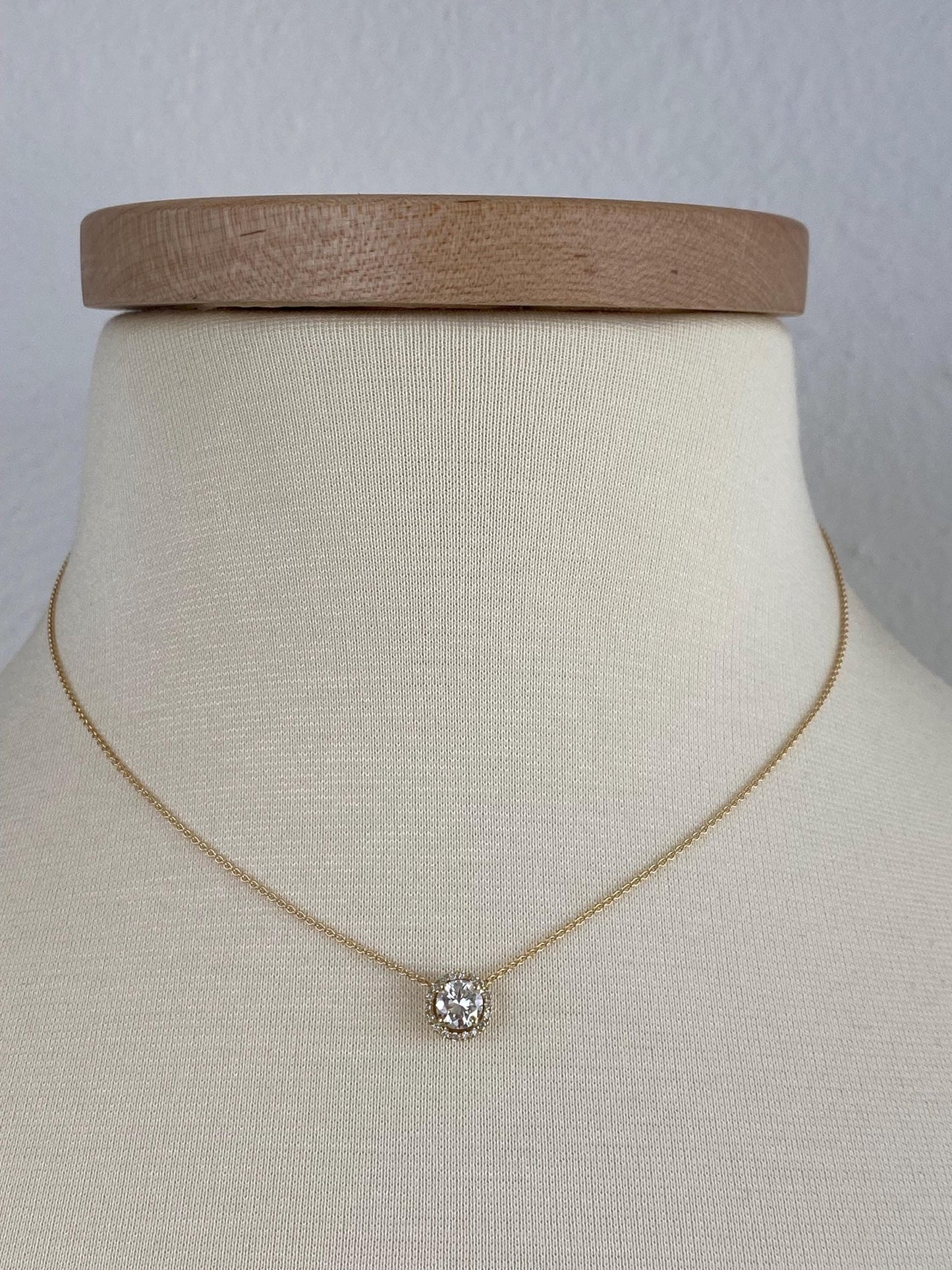 Vintage Solid 14k Yellow Gold Diamond Halo Diamond Dainty Rolo Chain Necklace - 16 inches