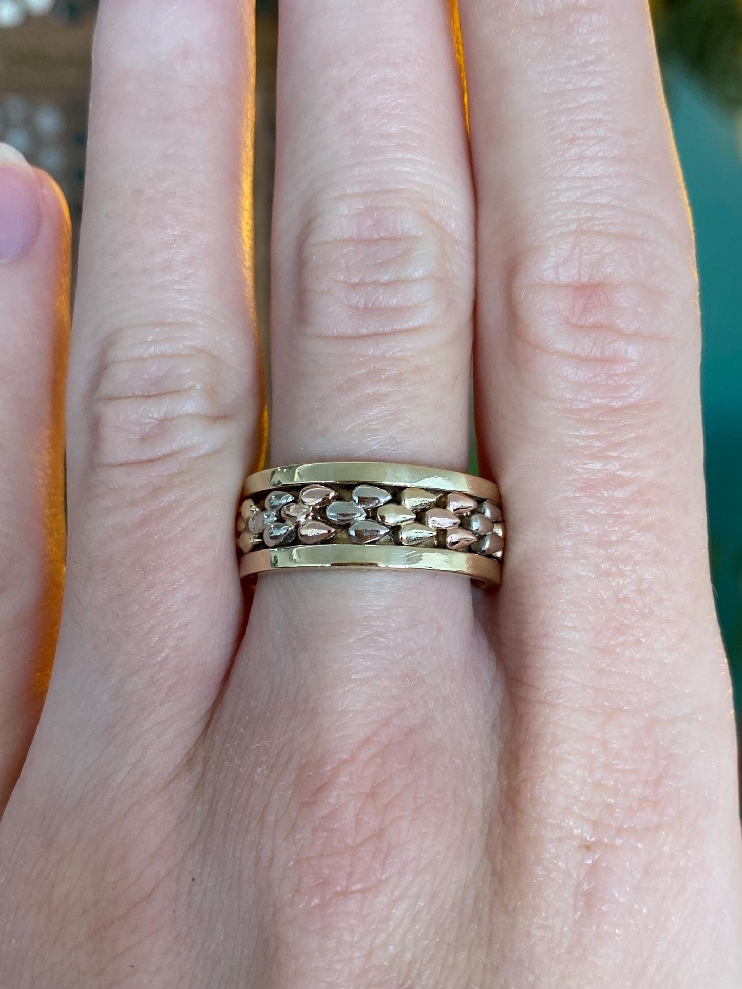 Vintage Solid 14k Tri Tone Gold Ring Band - Size 8