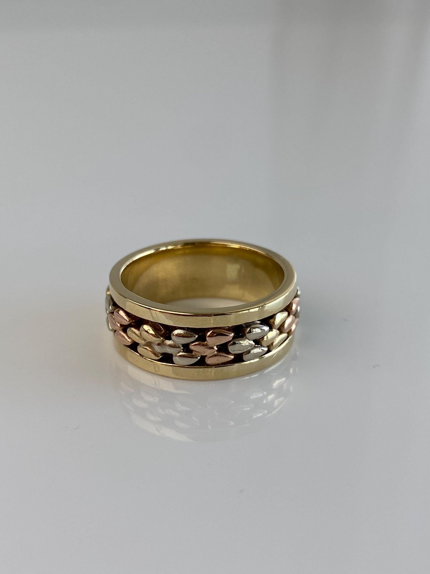 Vintage Solid 14k Tri Tone Gold Ring Band - Size 8