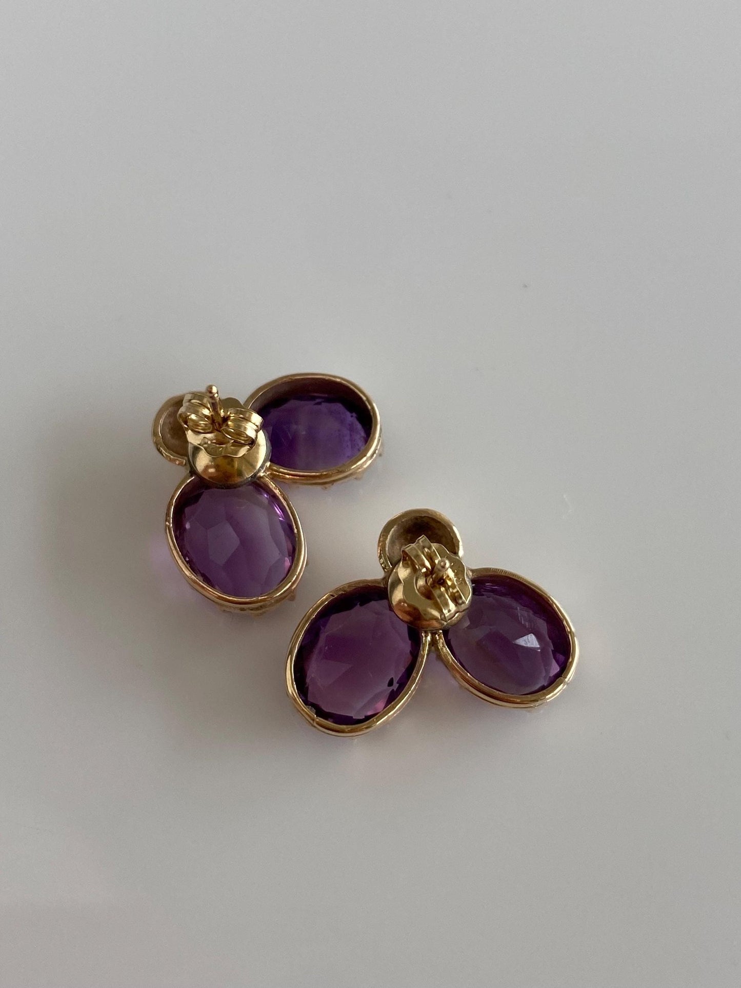 Vintage Solid 14k Yellow Gold Amethyst Stud Earrings