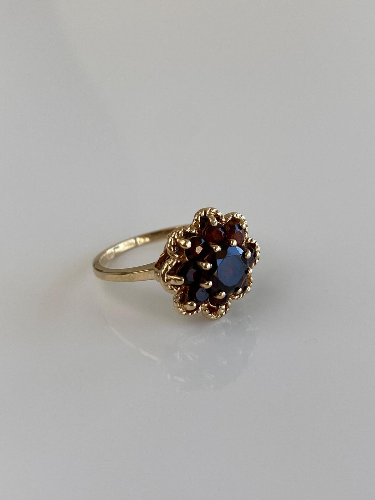 Vintage Solid 10k Yellow Gold Garnet Cluster Ring - Size 6.5