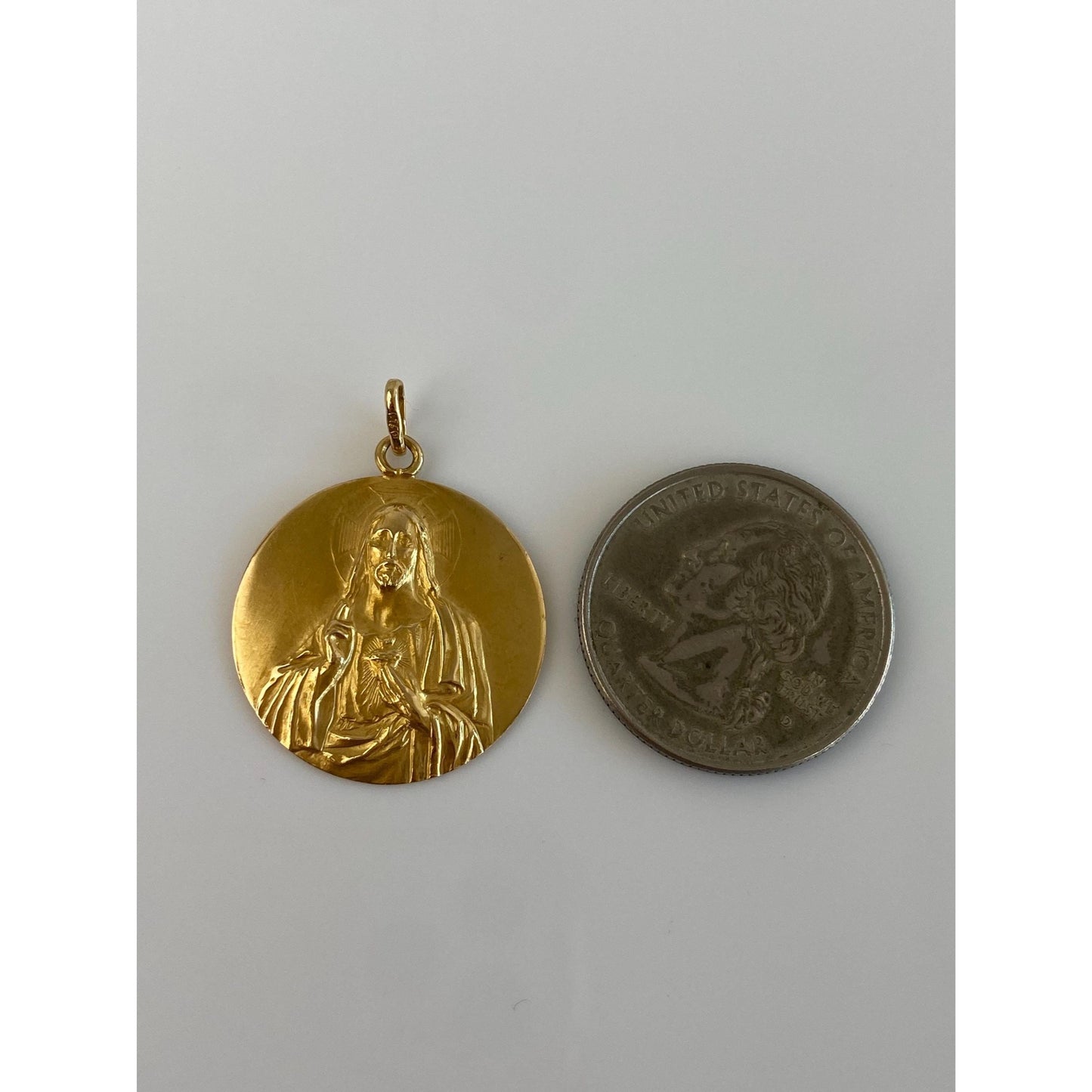 Solid 18k Yellow Gold Religious Jesus Sacred Heart Charm