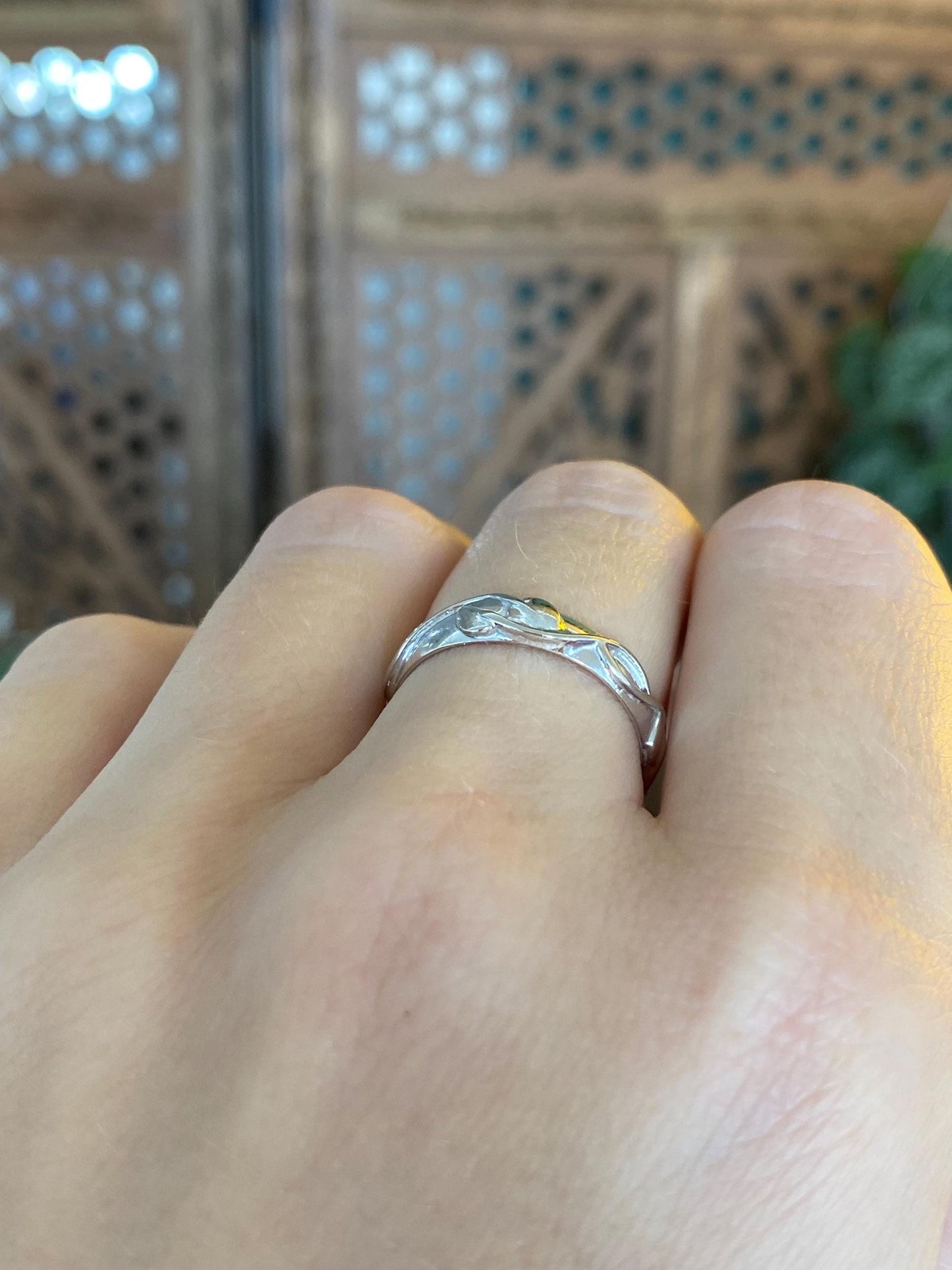 Vintage Solid 14k White Gold Vines Design Ring Band - Size 6.75