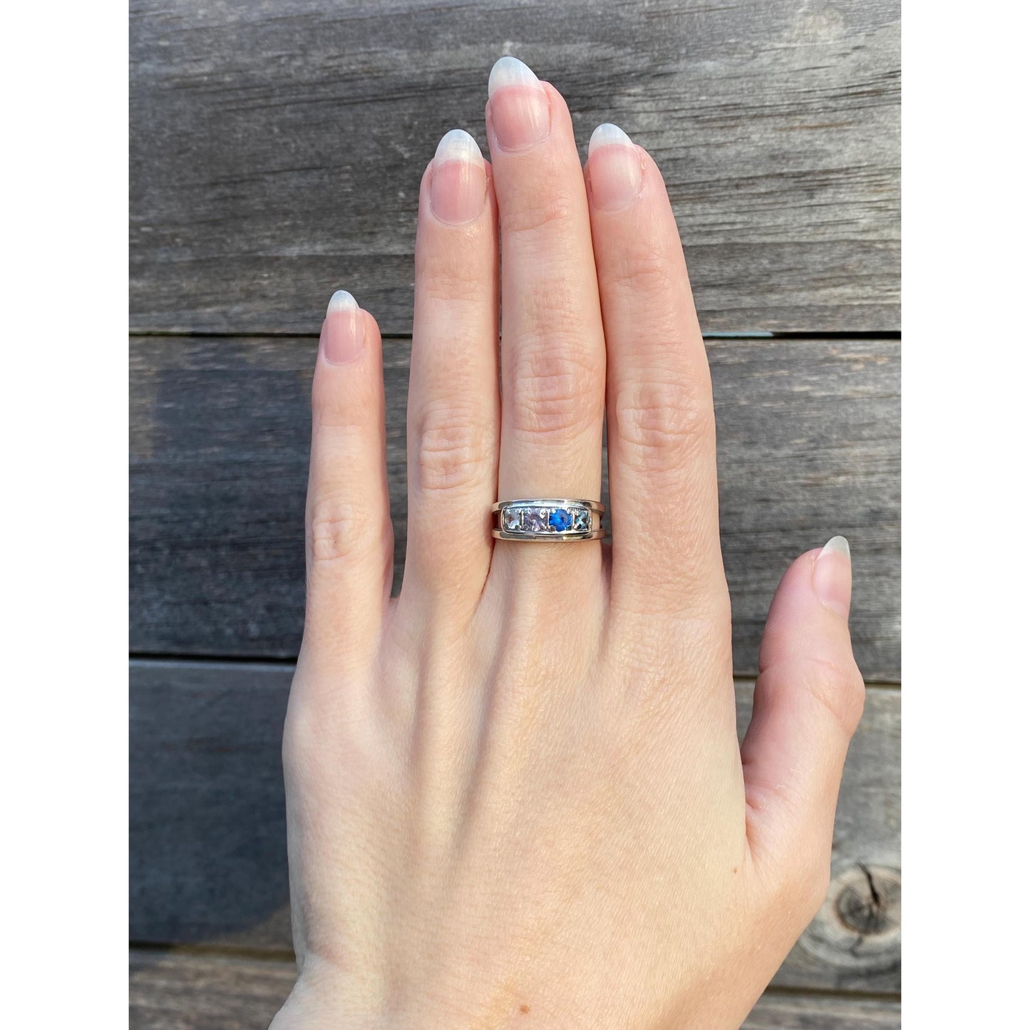 Vintage Solid 10k White Gold Blue Quartz Light Pink Spinel Clear Quartz Ring Band - Size 6