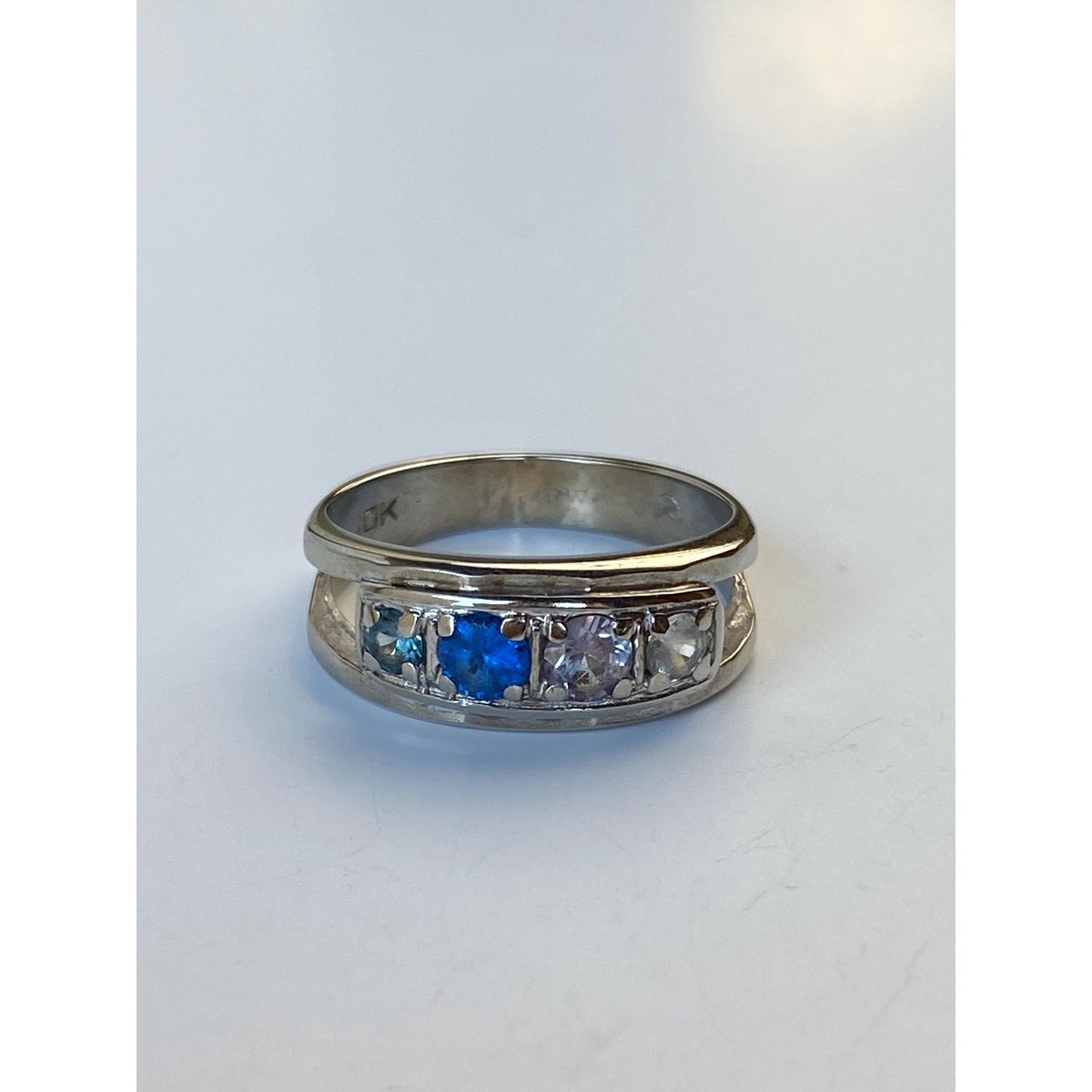 Vintage Solid 10k White Gold Blue Quartz Light Pink Spinel Clear Quartz Ring Band - Size 6