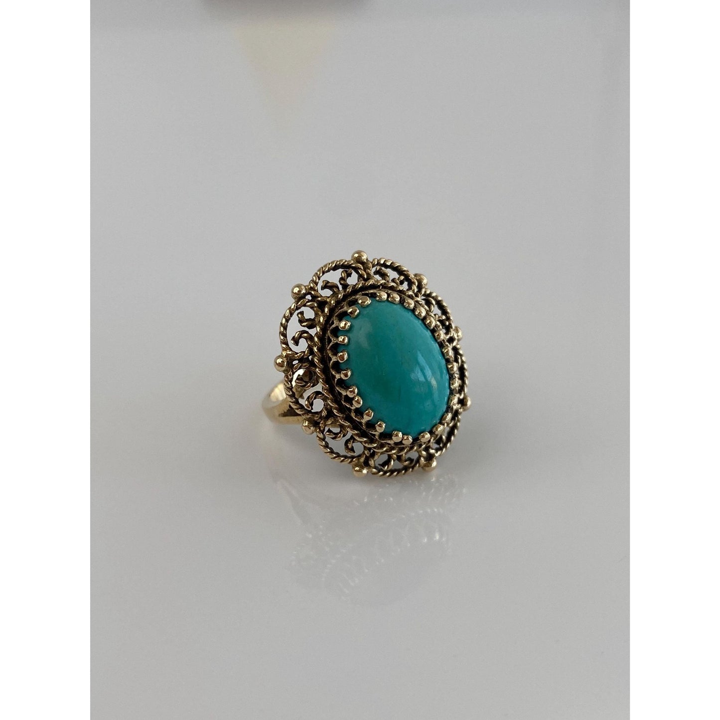 Vintage Solid 14k Yellow Gold Turquoise Ring - Size 6.5