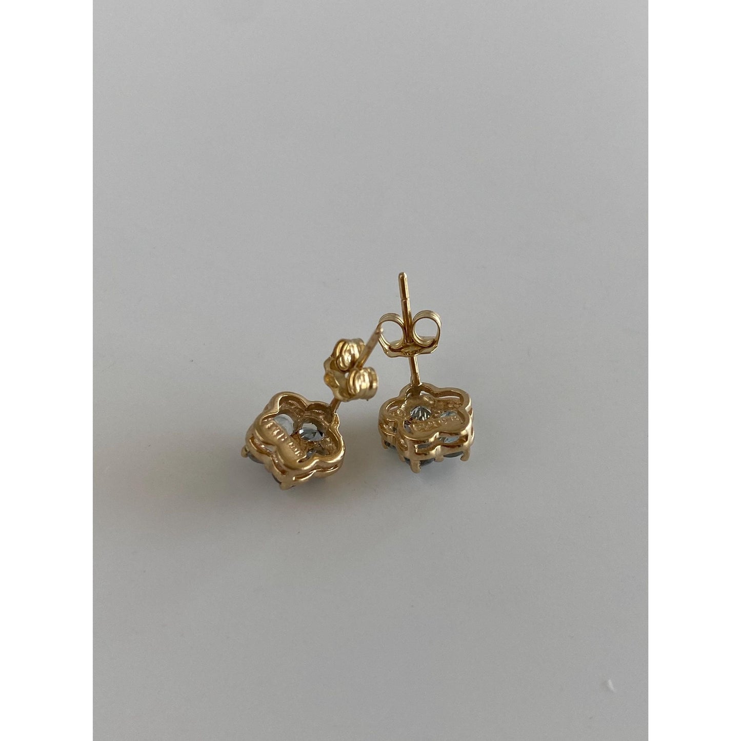 Vintage Solid 10k Yellow Gold Light Blue Spinel Flower Stud Earrings