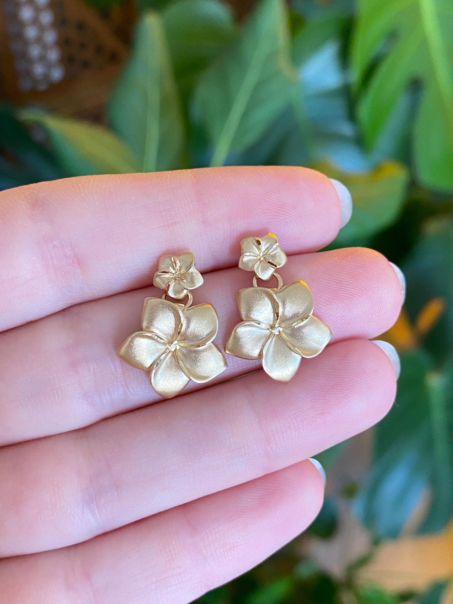 Vintage Solid 14k Yellow Gold Satin Flower Dangle Stud Earrings