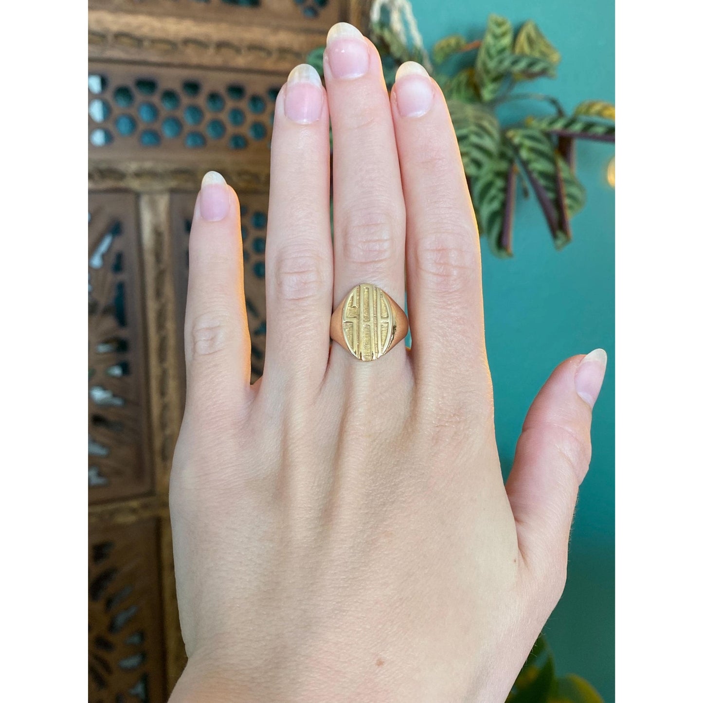 Vintage Solid 10k Yellow Gold Signet Ring Band - Size 6.75