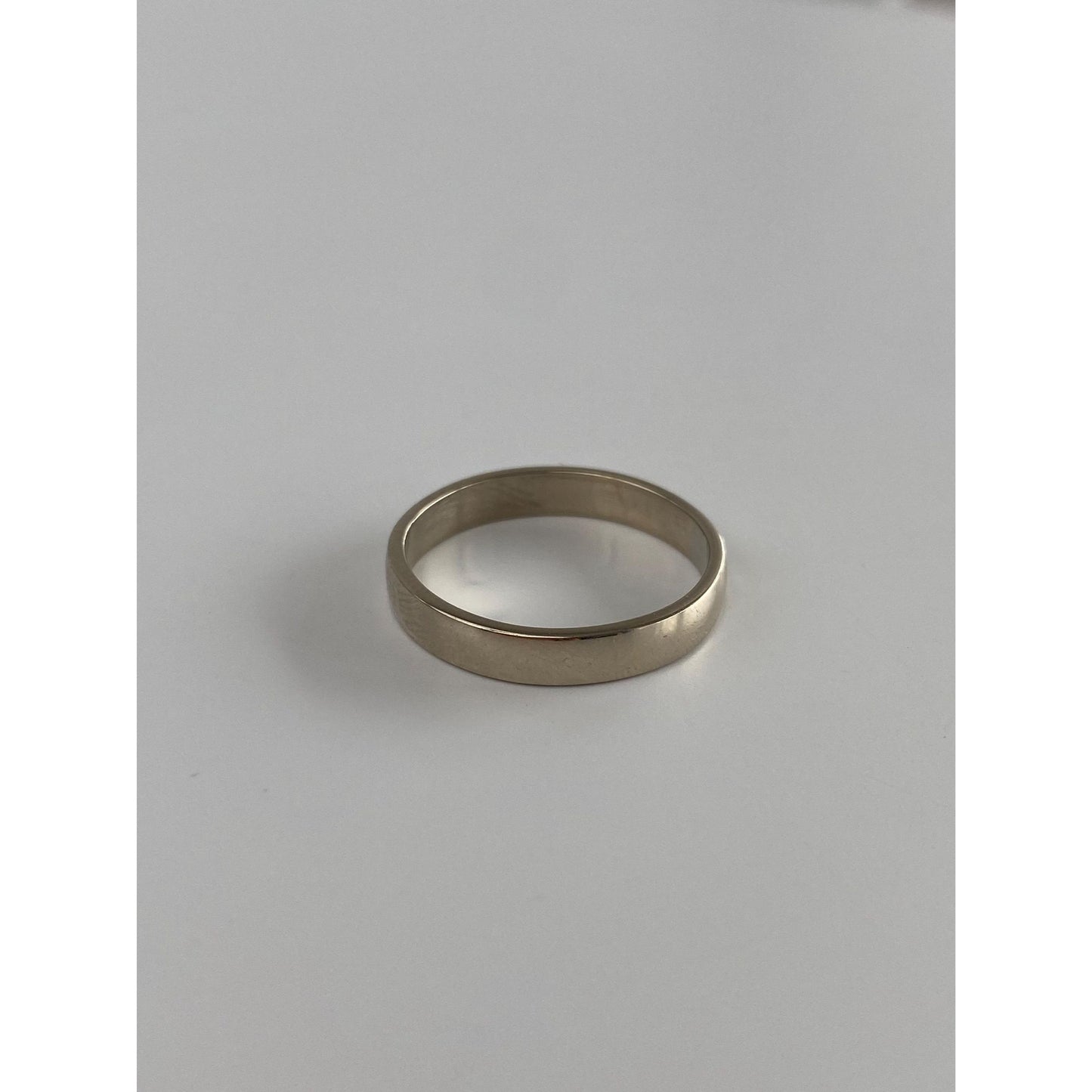 Vintage Solid 14k White Gold Ring Band - Size 7.75