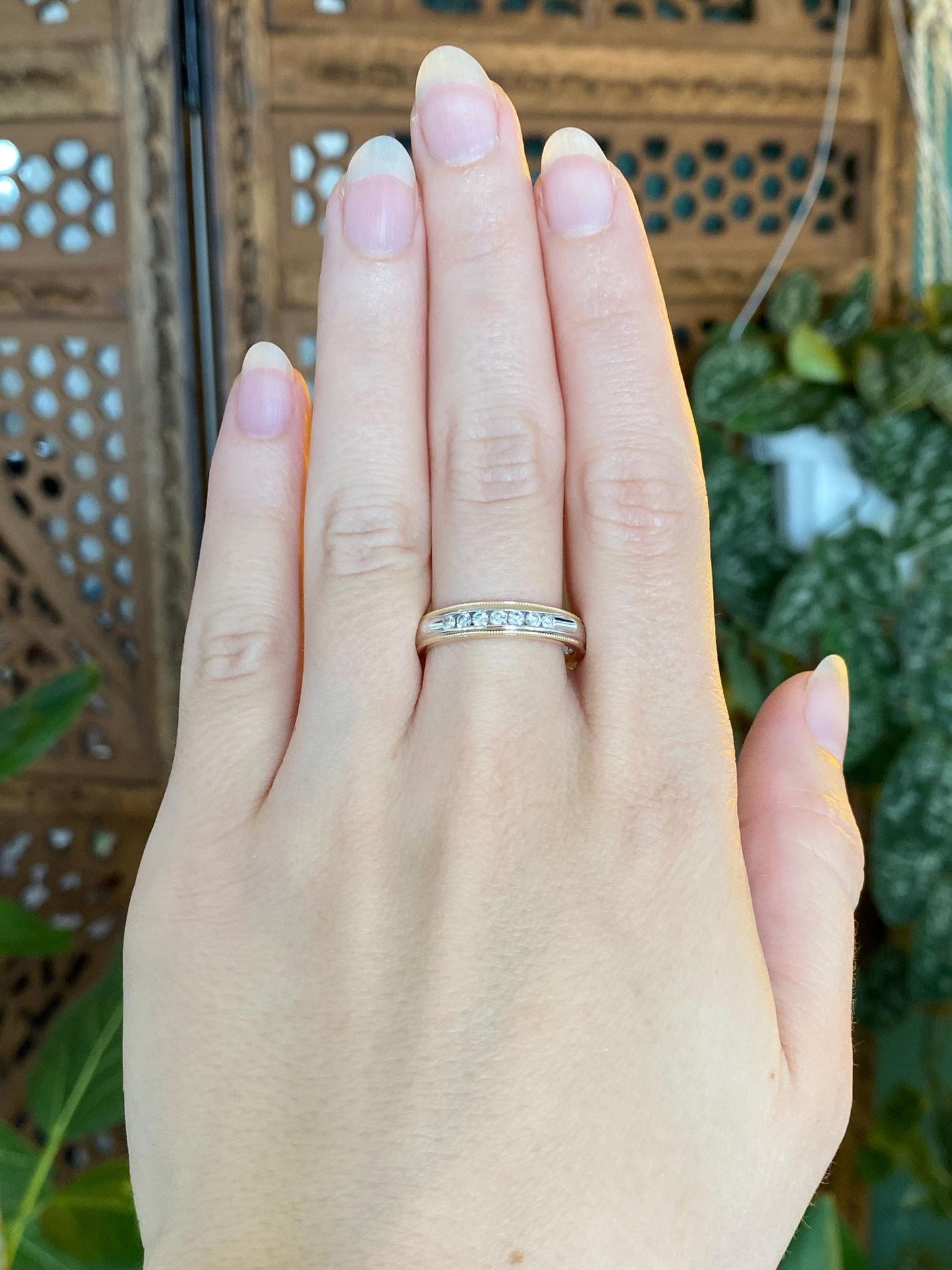 Vintage Solid 14k White & Yellow Gold Diamond Ring Band - Size 8.75