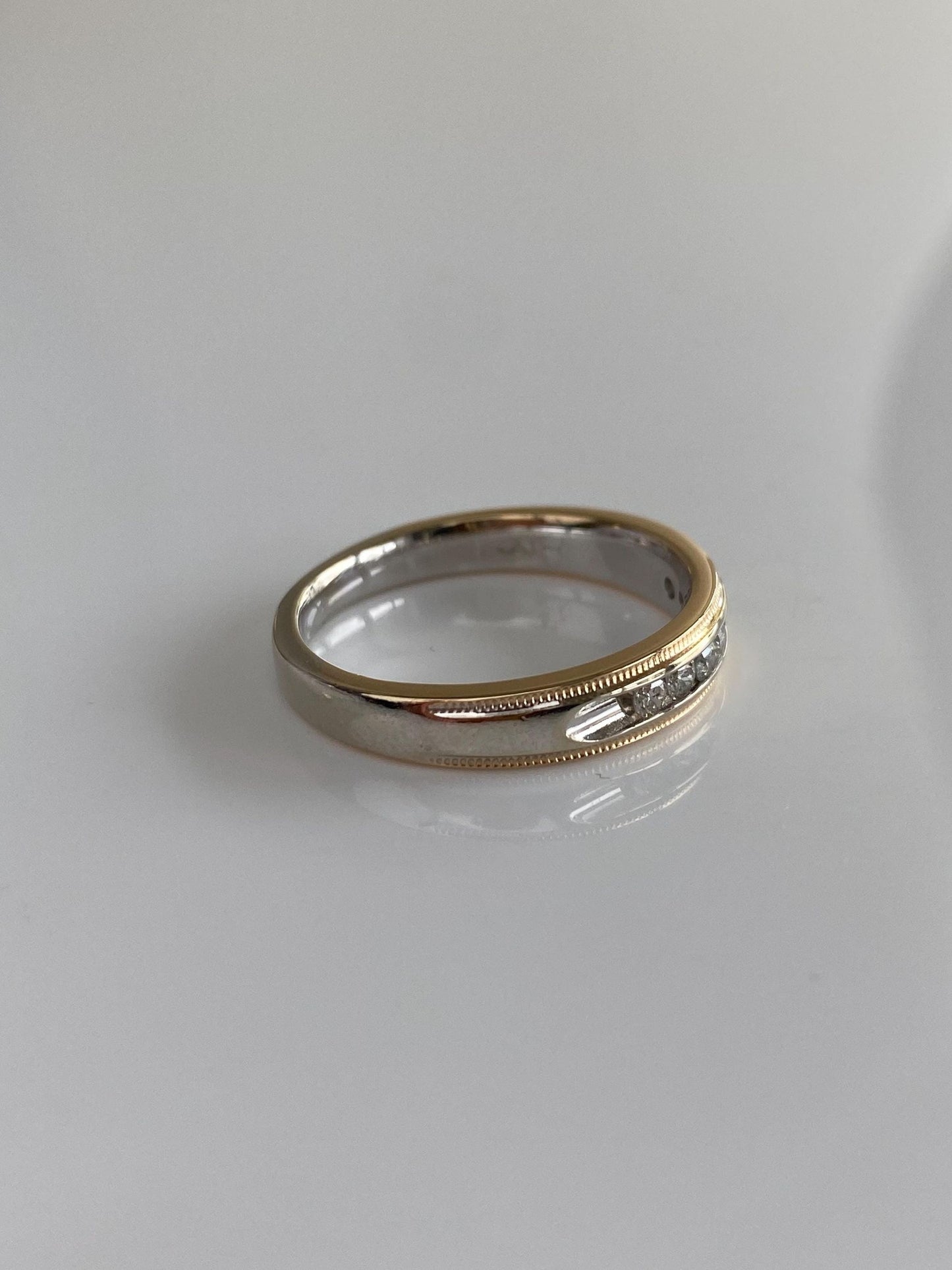 Vintage Solid 14k White & Yellow Gold Diamond Ring Band - Size 8.75