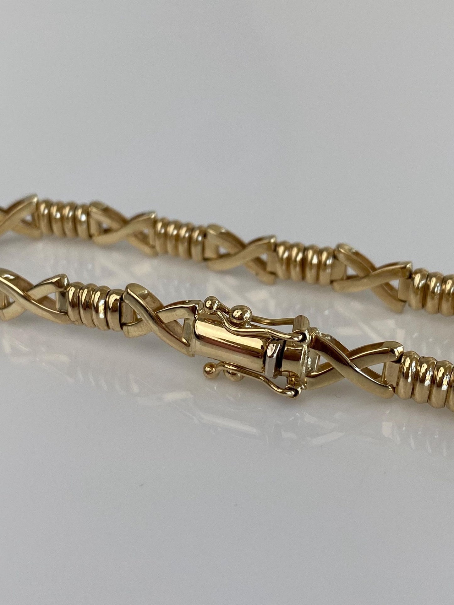 Vintage Solid 14k Yellow Gold Fancy X Link Bracelet - 7 inches